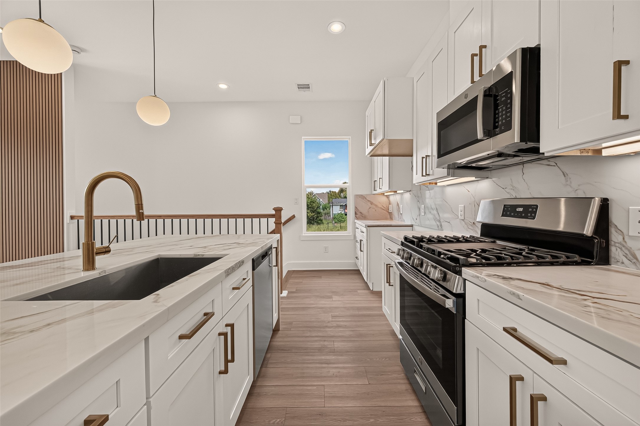 3313 Sampson Street, Houston, TX 77004