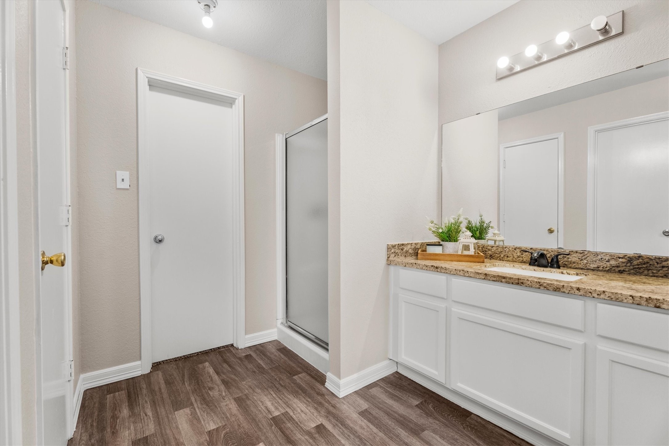5918 Stirring Winds Lane, Houston, TX 77086
