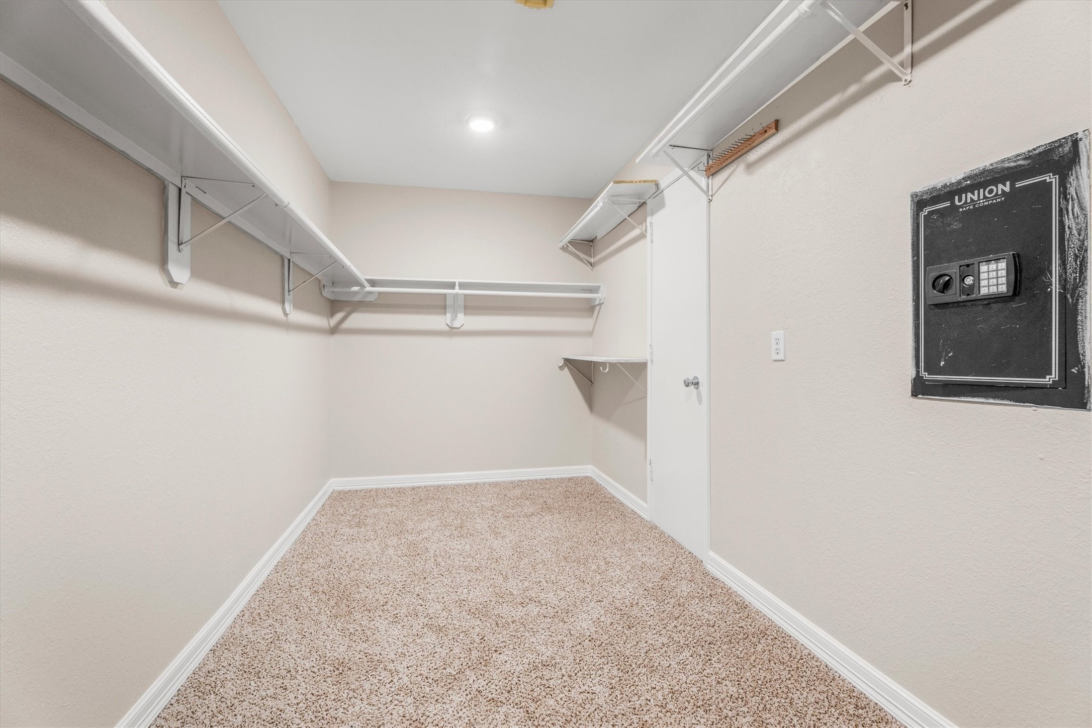 5918 Stirring Winds Lane, Houston, TX 77086