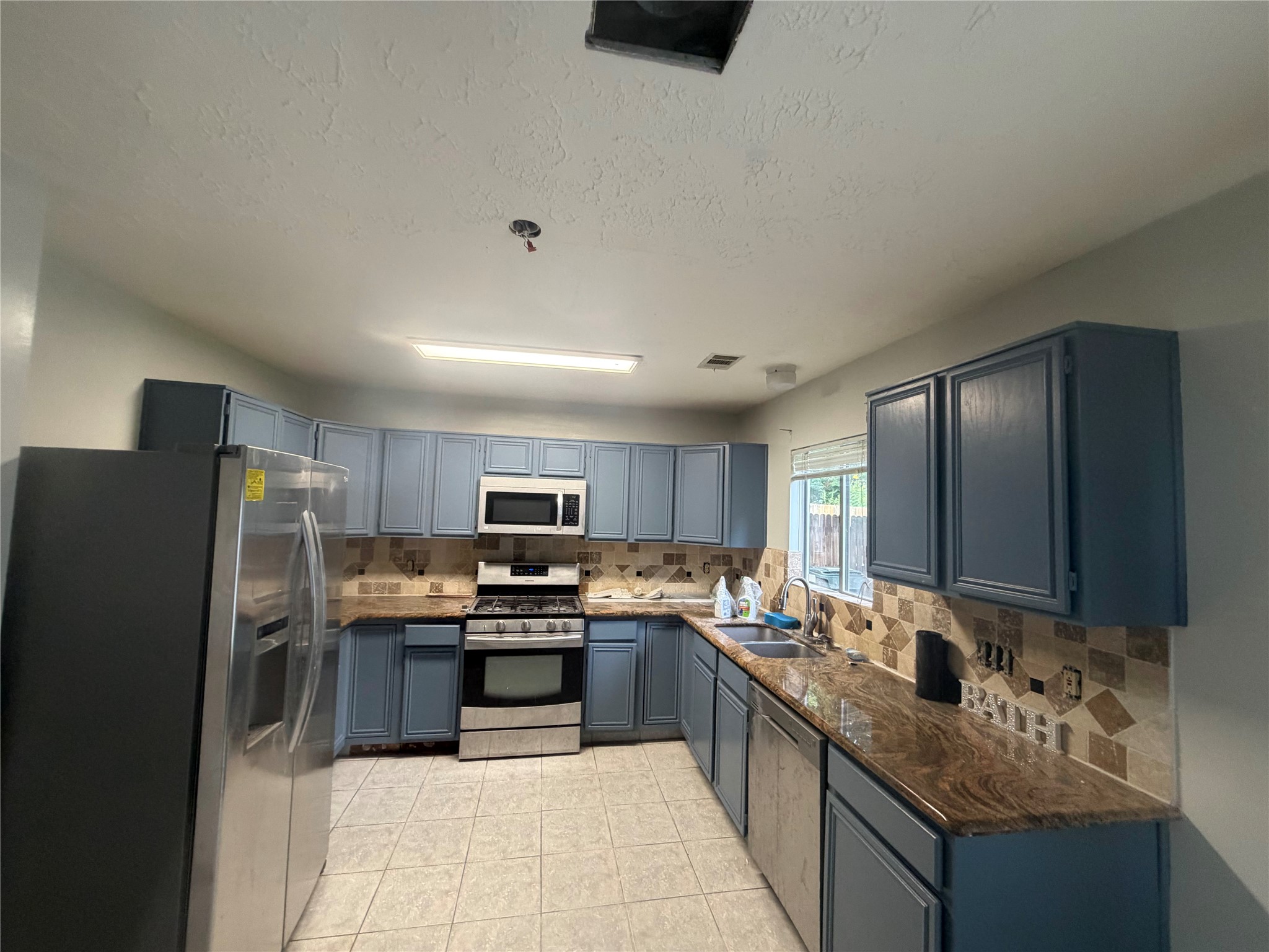 2015 Summerfield Place, Sugar Land, TX 77478