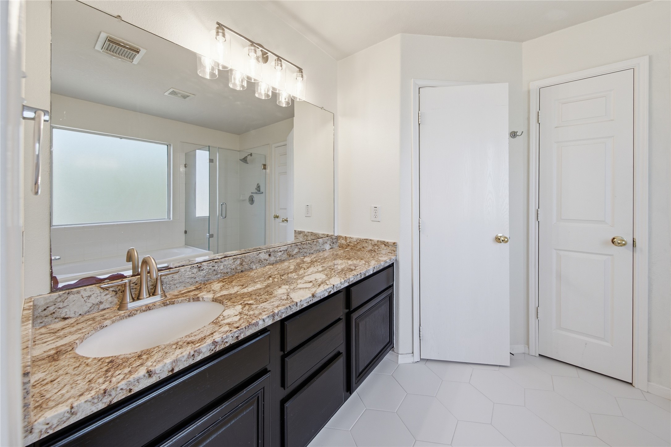 2511 Braley Park Lane, Conroe, TX 77385
