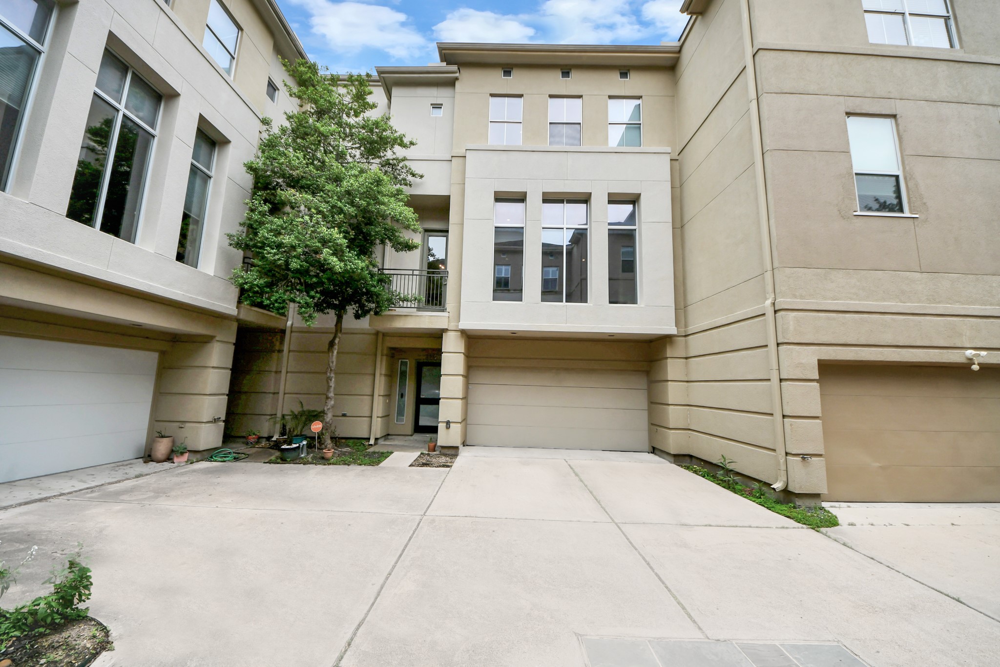 1112 Columbus Street, #B, Houston, TX 77019 1112 Columbus Street, #B, Houston, TX 77019