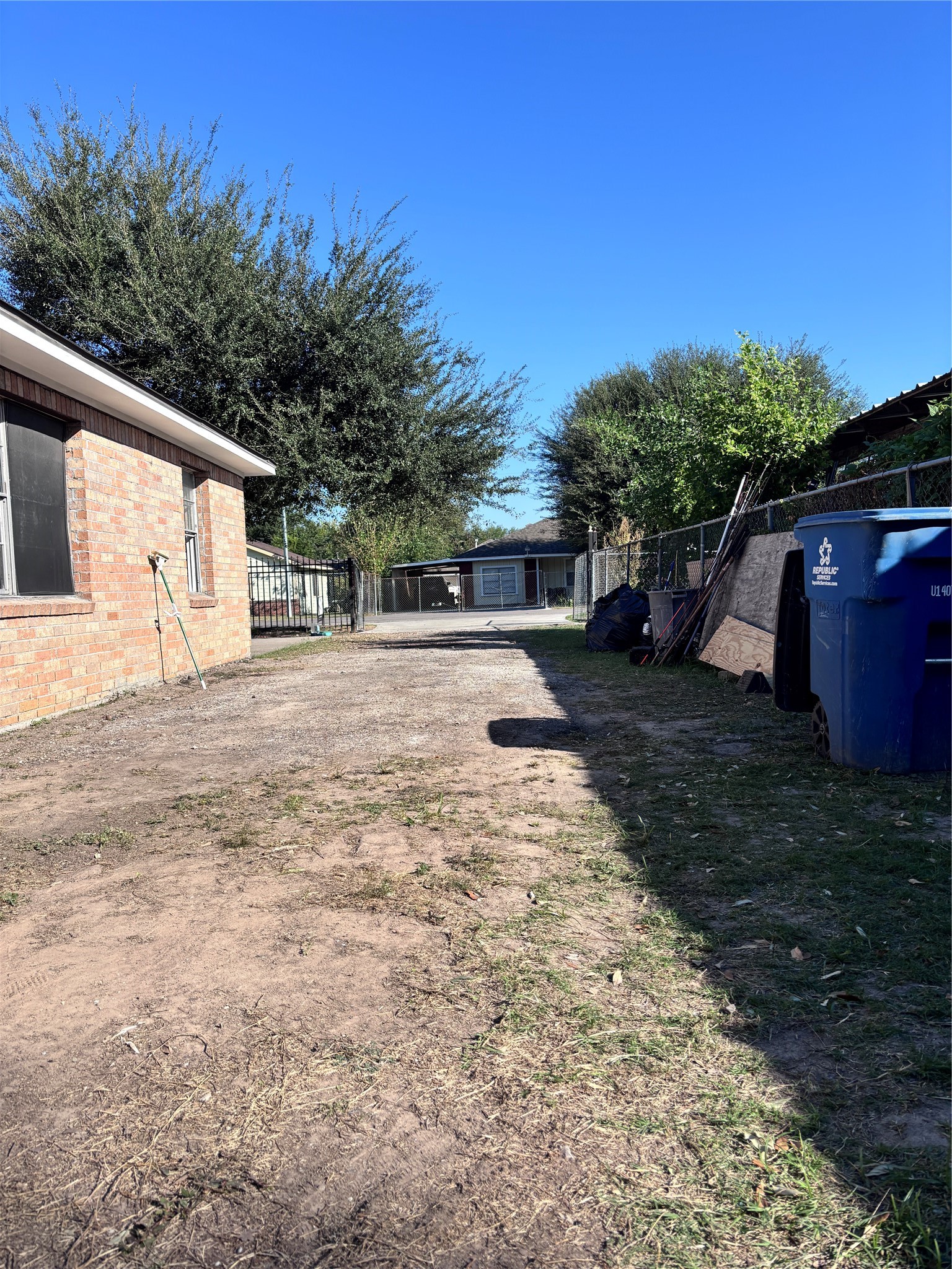 1802 Debeney Drive, Houston, TX 77039