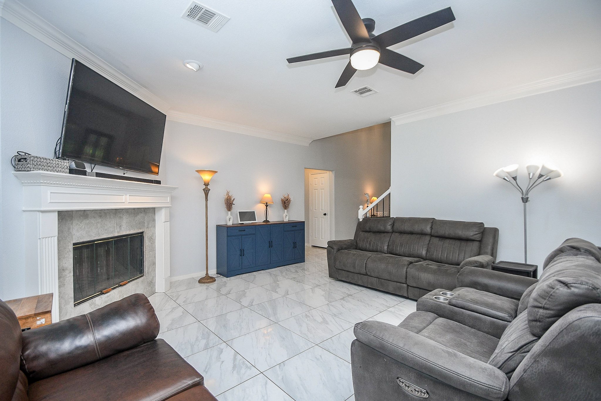 17419 Marigold Drive, Sugar Land, TX 77479 17419 Marigold Drive, Sugar Land, TX 77479