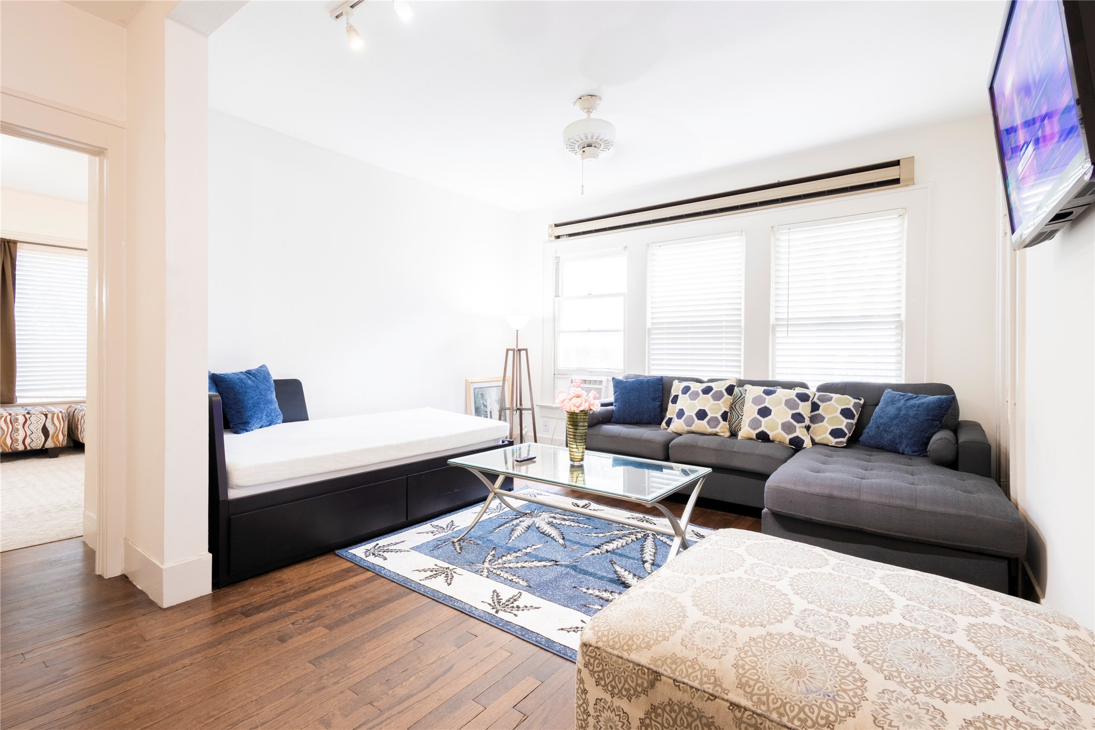 2509 Whitney Street, #B, Houston, TX 77006