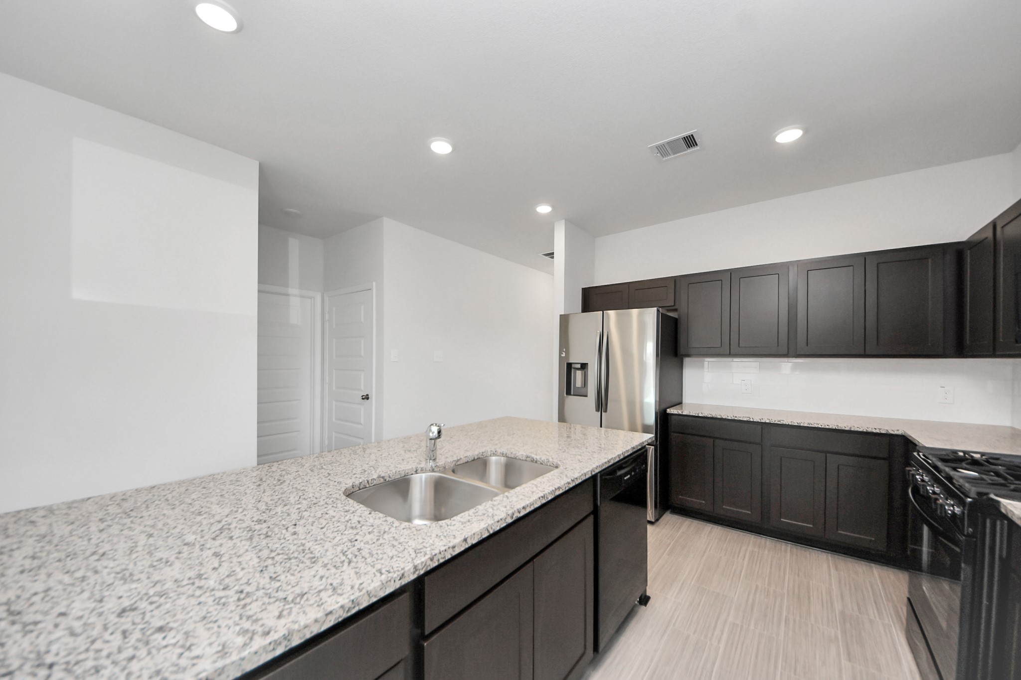 2715 Crested Creek Lane, Richmond, TX 77406