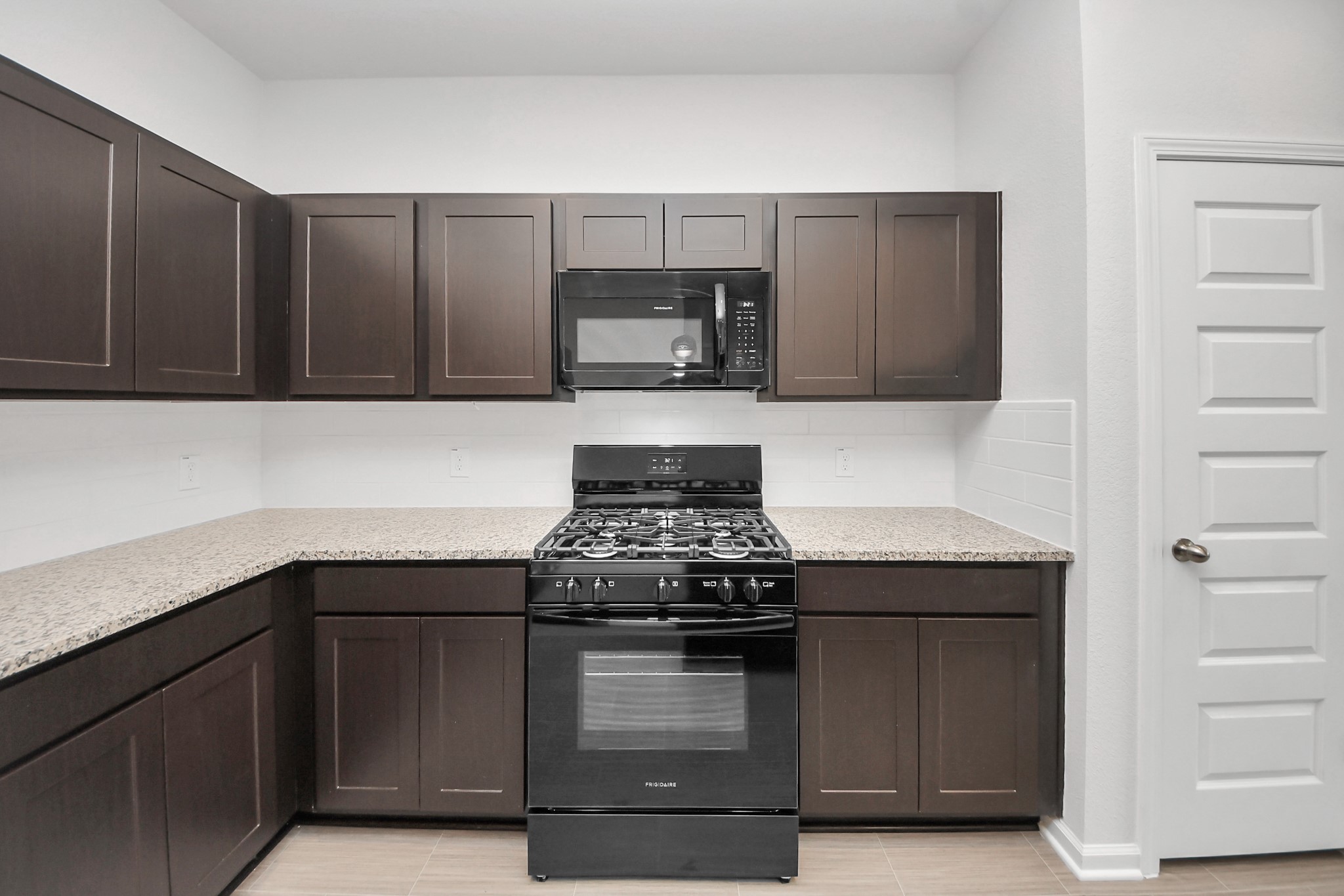 2715 Crested Creek Lane, Richmond, TX 77406