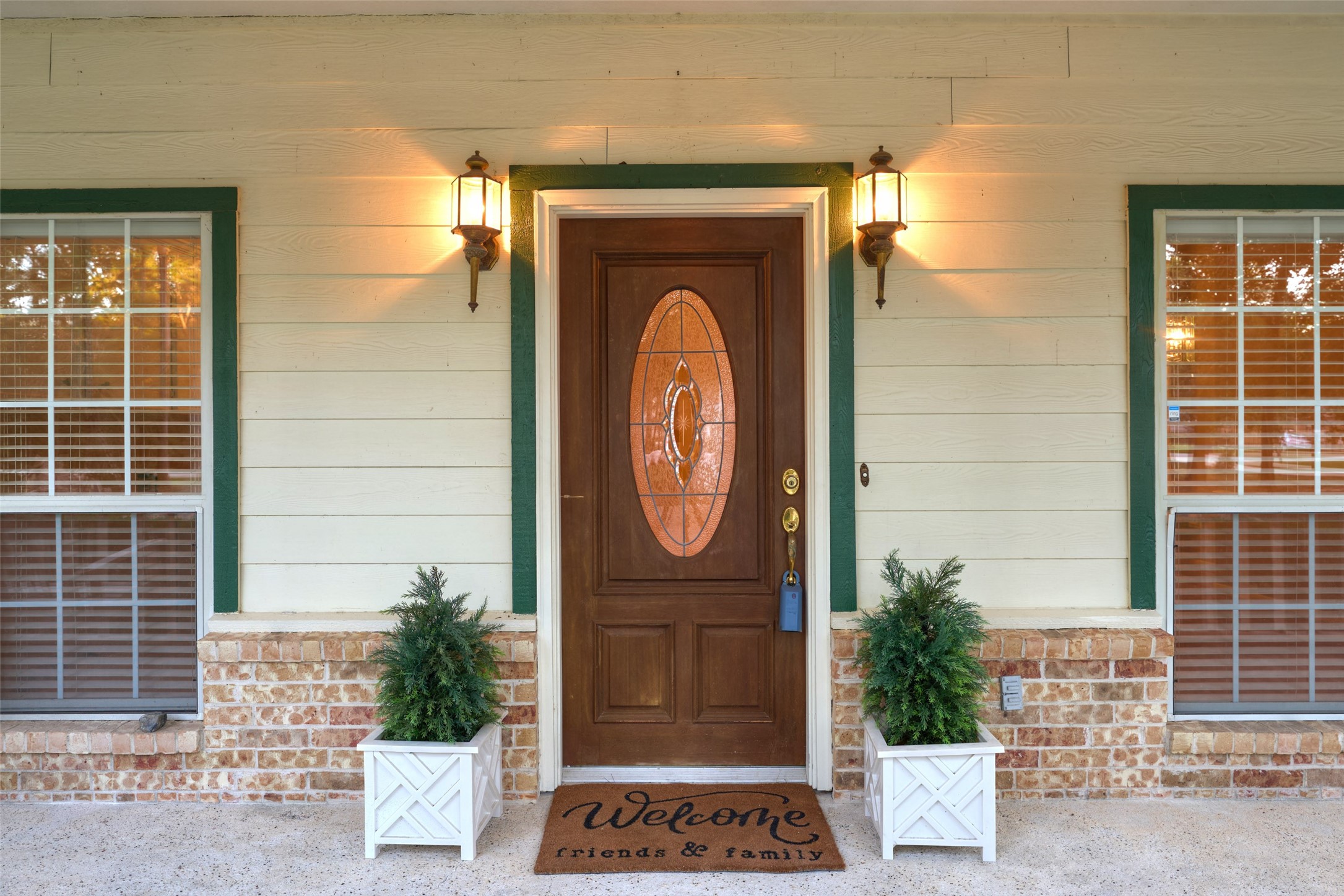 12 Timber Lane, Conroe, TX 77384