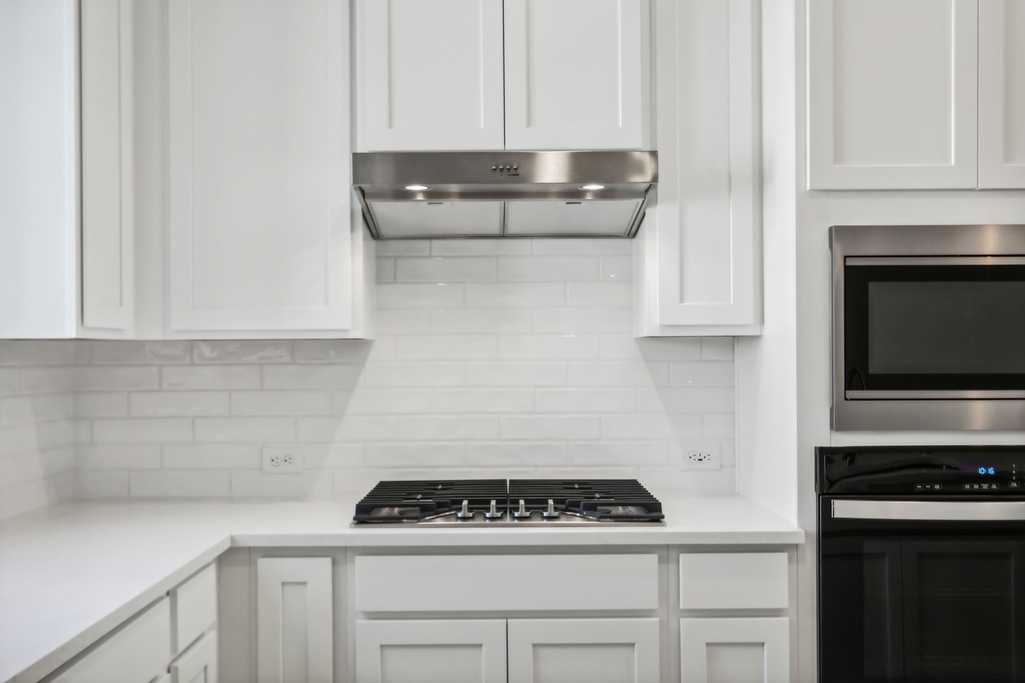 Photo is not of the actual home, but is an inspirational photo of builder's model home and may depict options, furnishings, and/or decorator features that are not included.