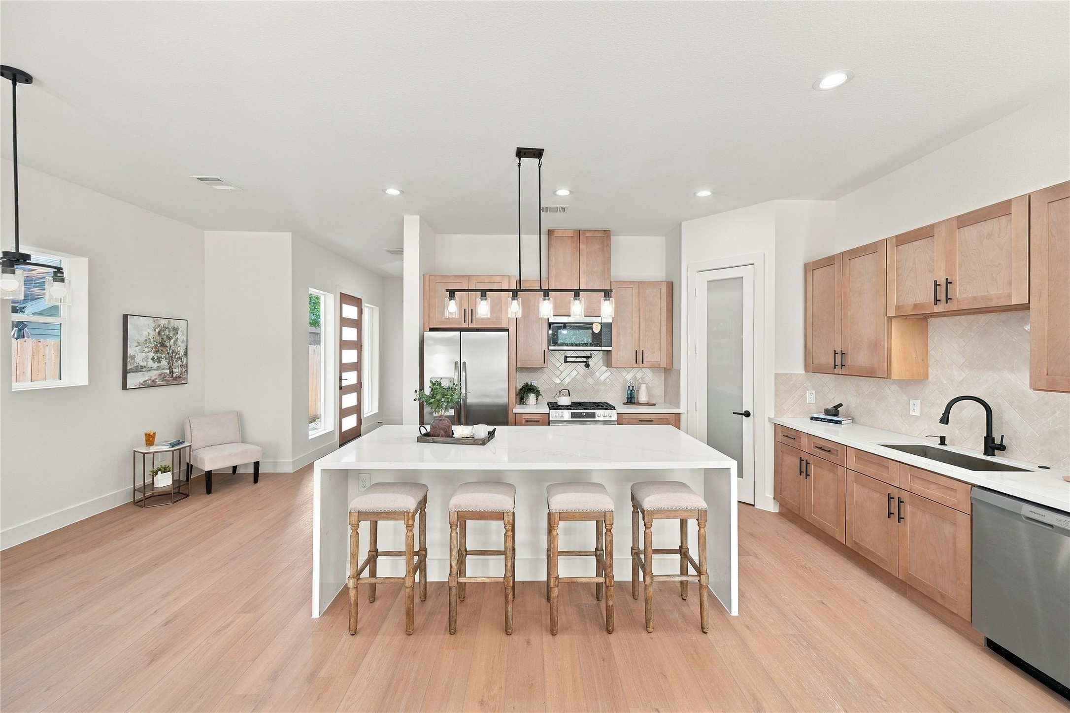 4806 Farmer Street, Houston, TX 77020