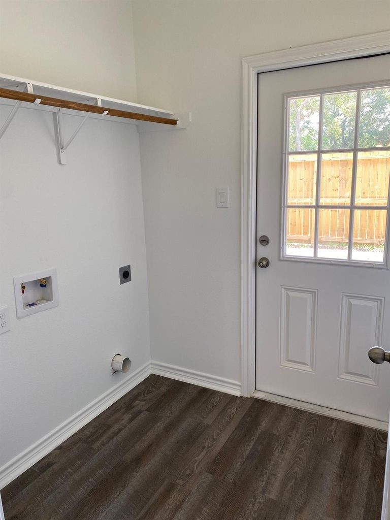 NEW WASHER/DRYER PICS COMING SOON!