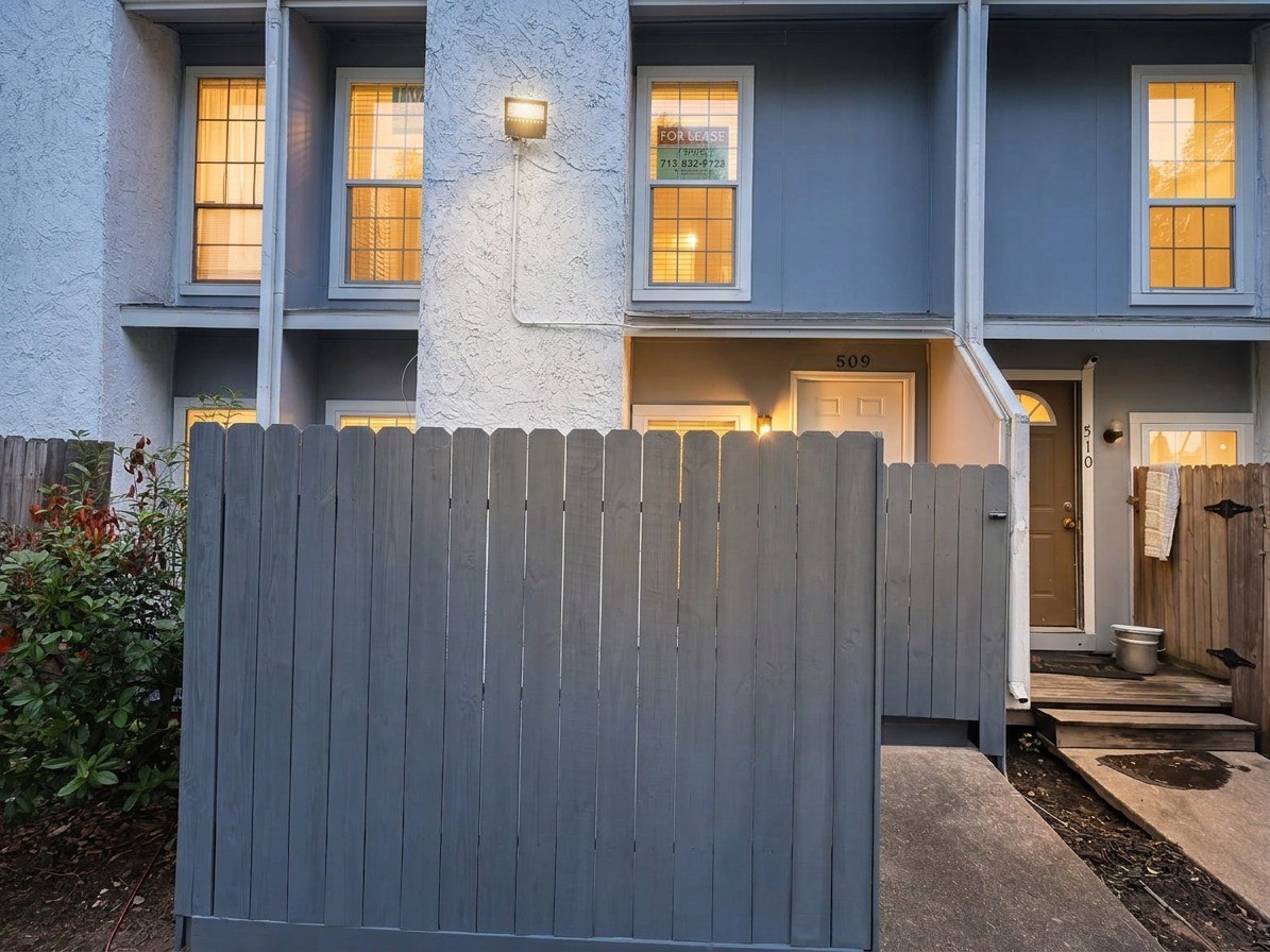 9550 Deering Drive, #509, Houston, TX 77036