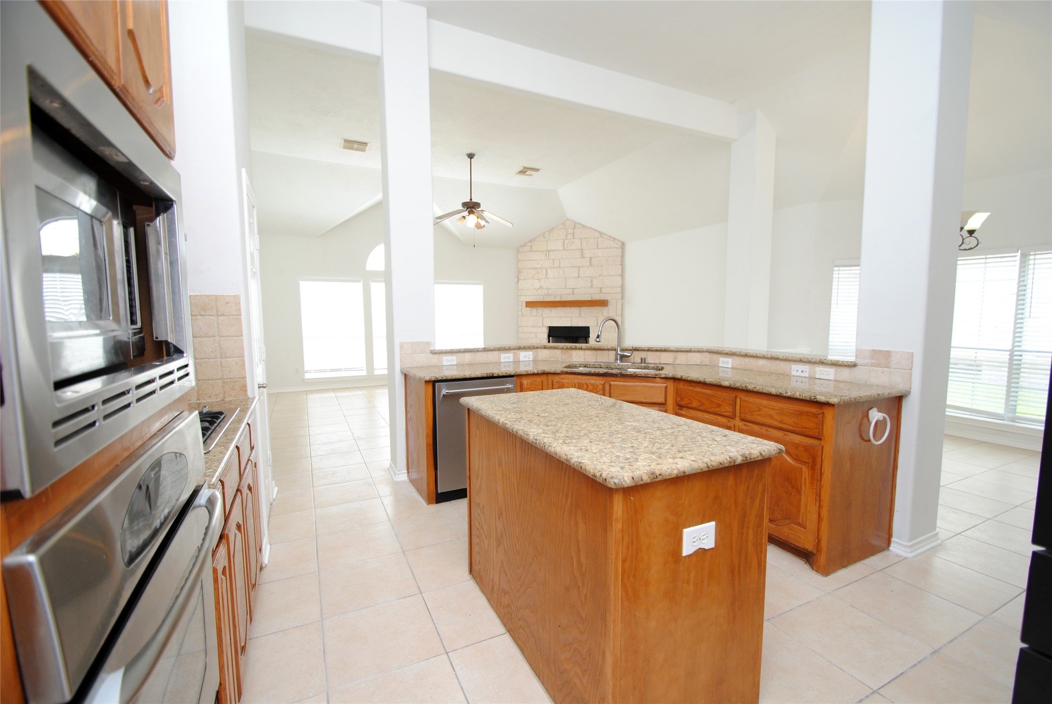 25607 Creston Meadow Drive, Richmond, TX 77406 25607 Creston Meadow Drive, Richmond, TX 77406