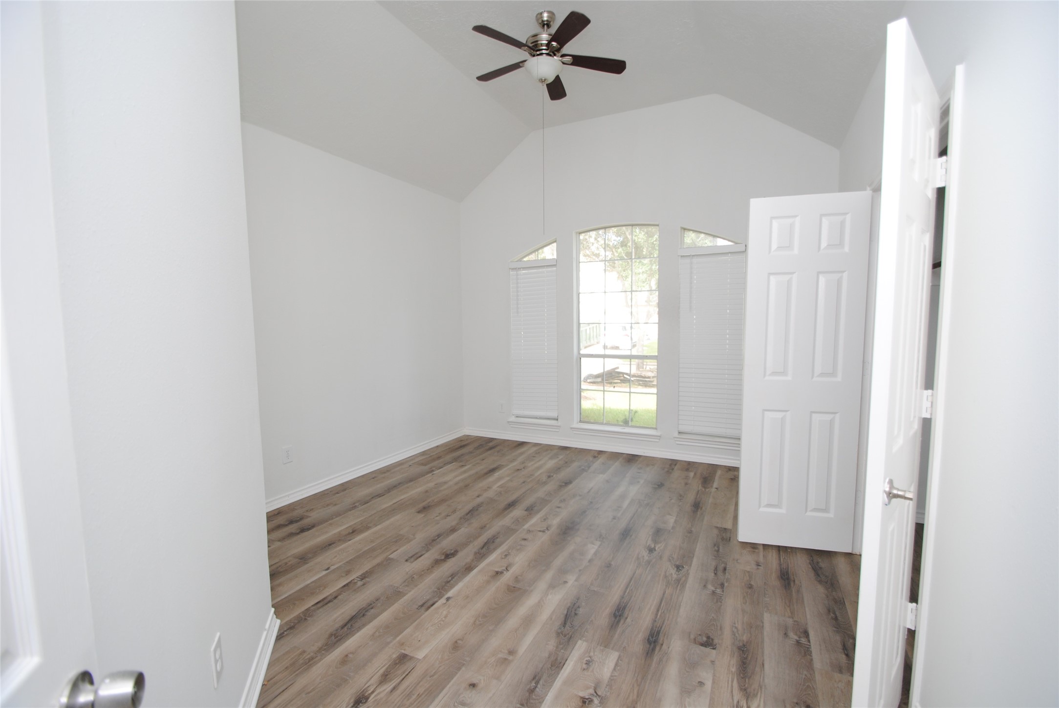 25607 Creston Meadow Drive, Richmond, TX 77406