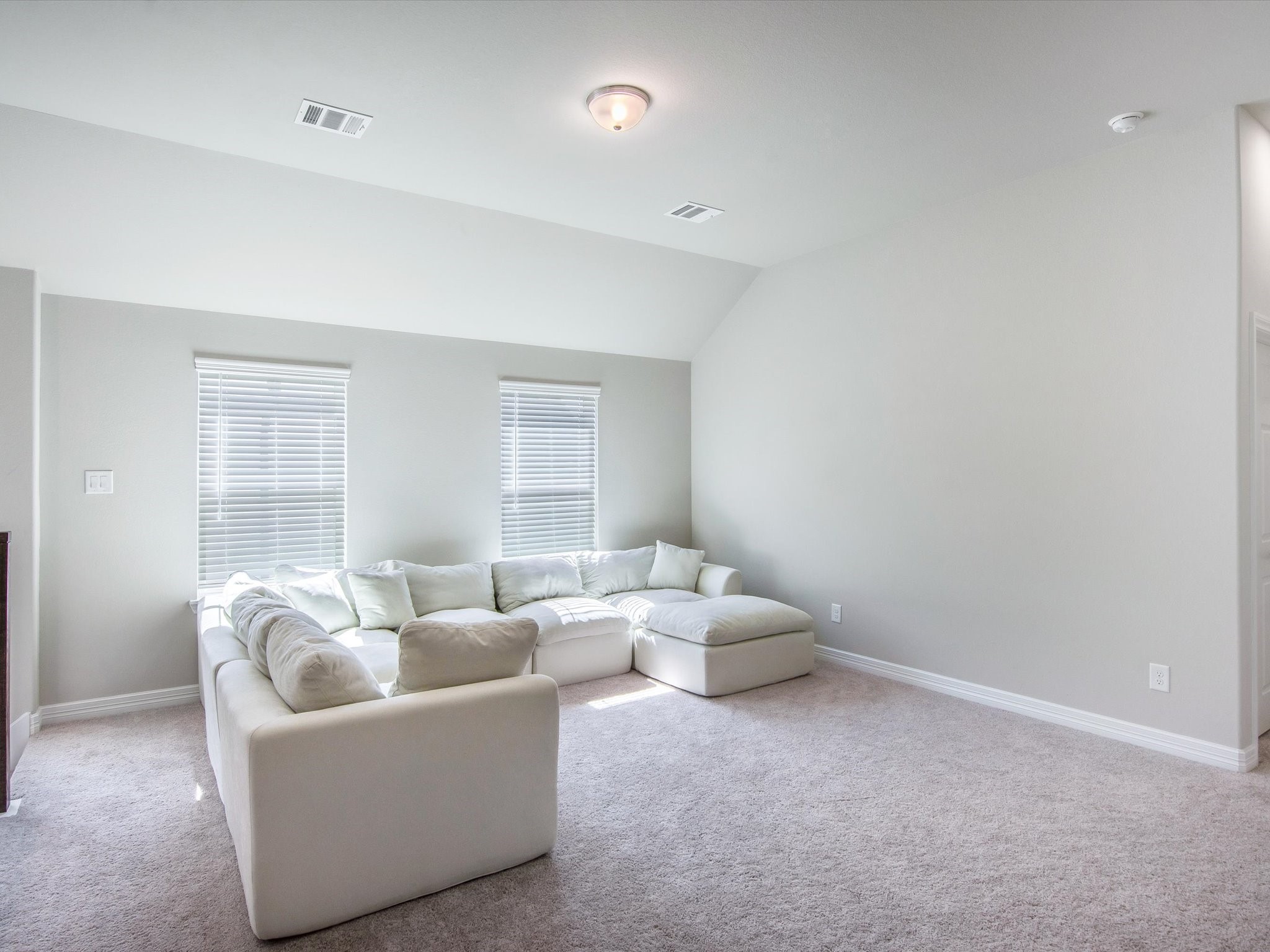 Spacious gameroom upstairs