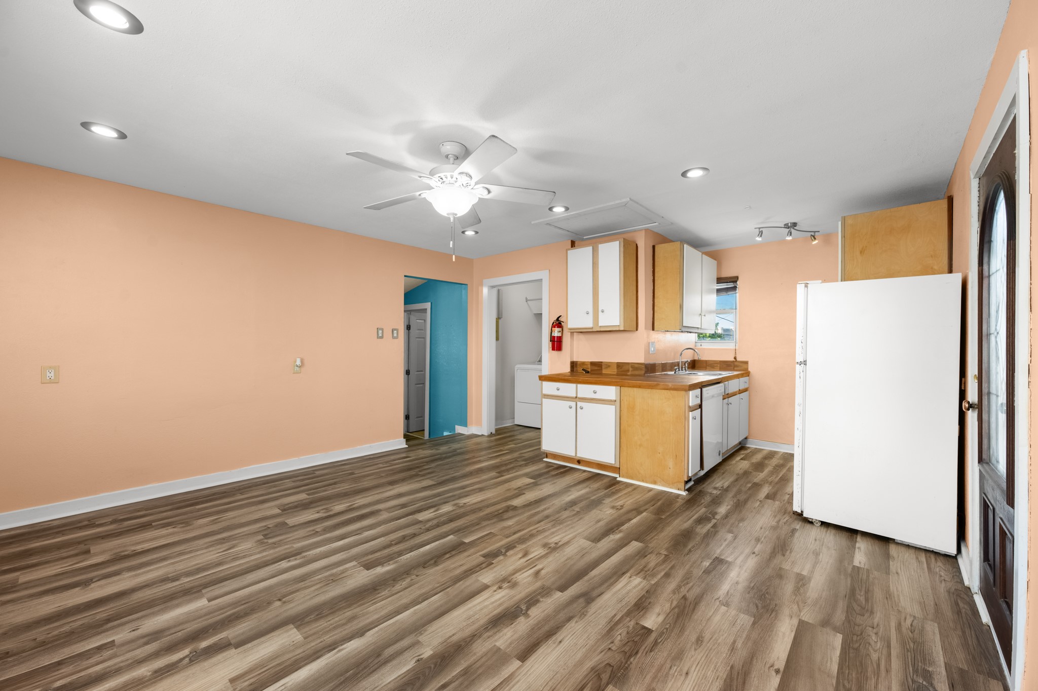 2815 Jack Johnson Boulevard, Galveston, TX 77550