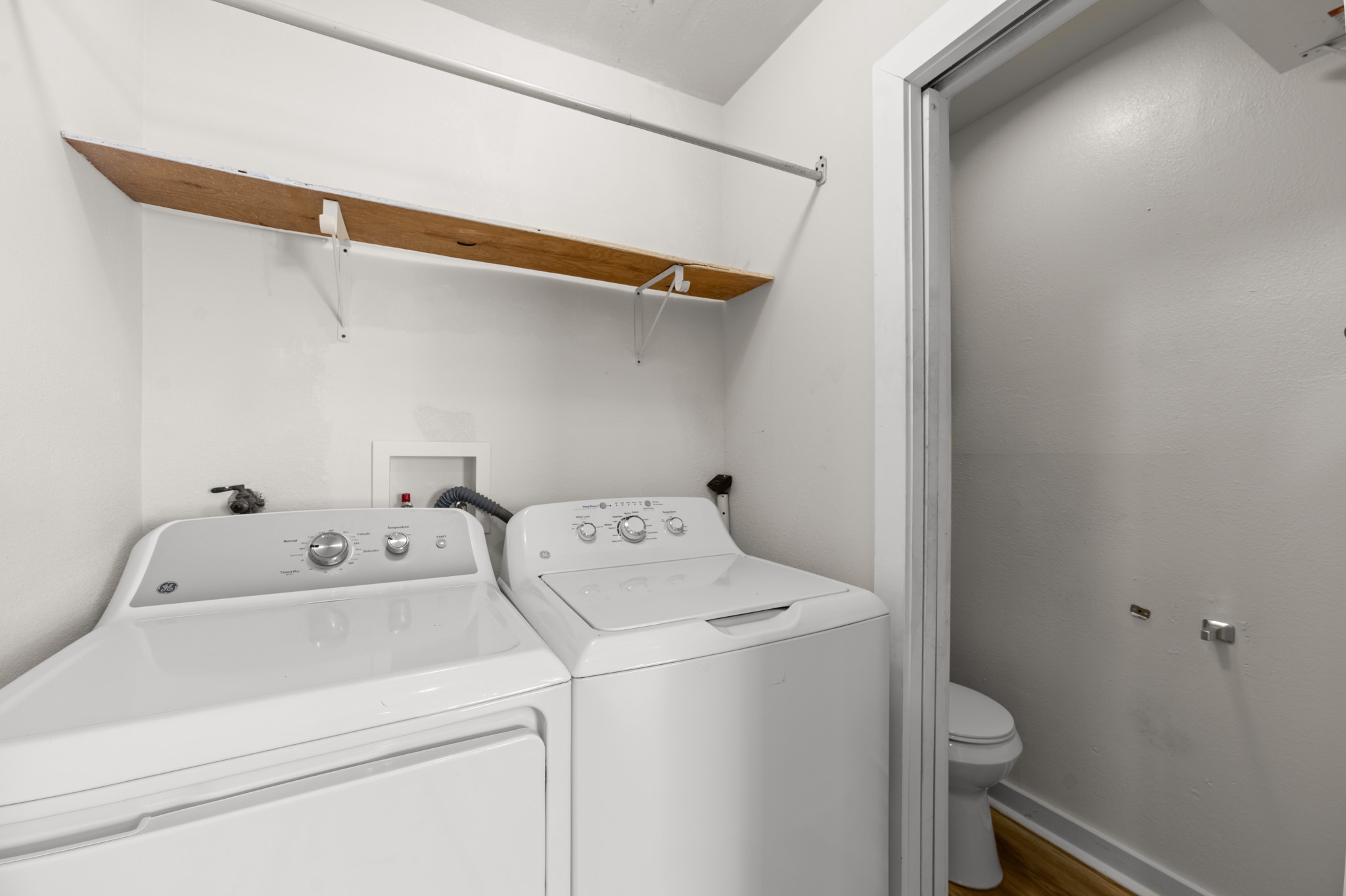 Garage Apt Laundry