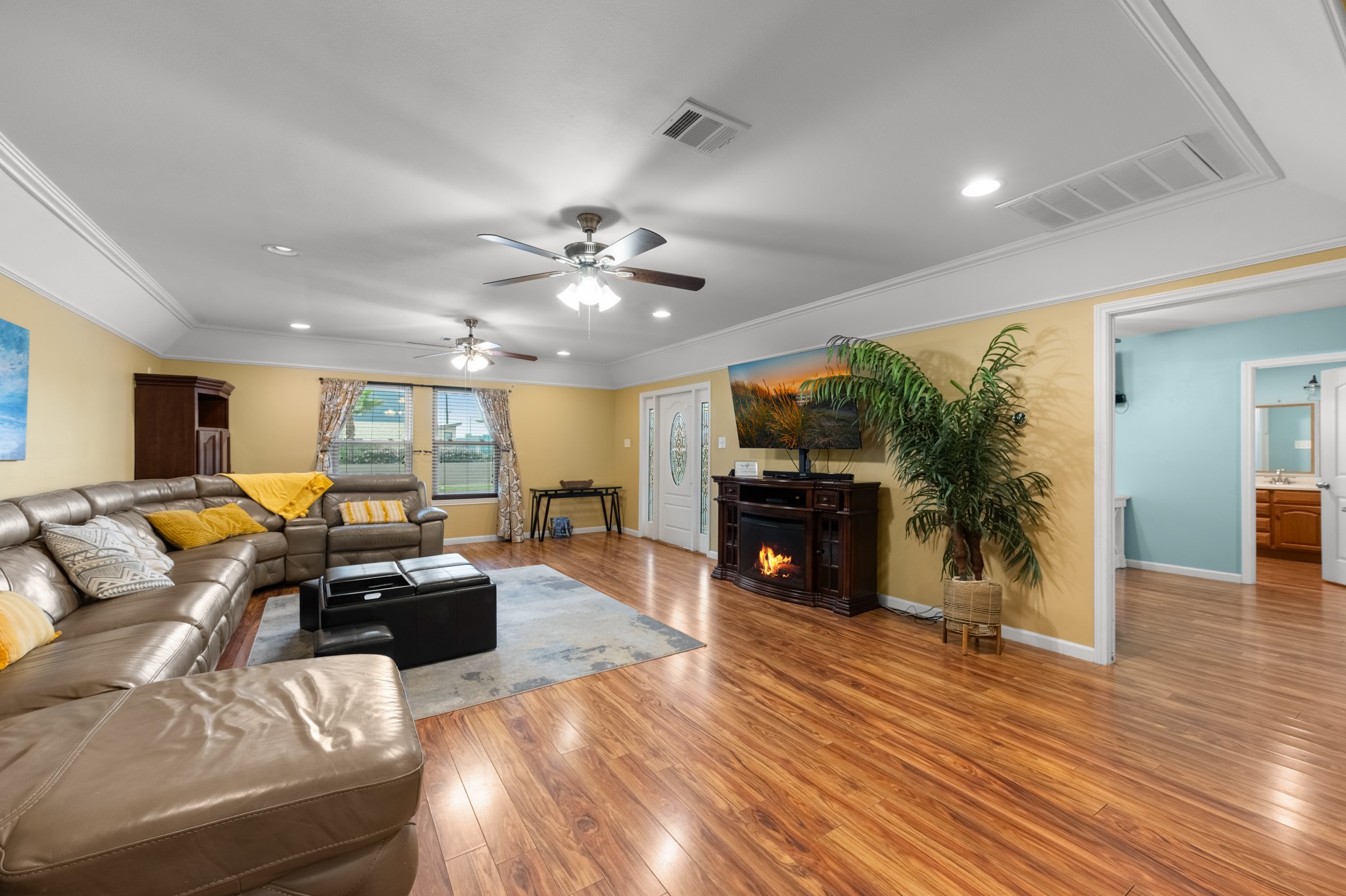 2815 Jack Johnson Boulevard, Galveston, TX 77550