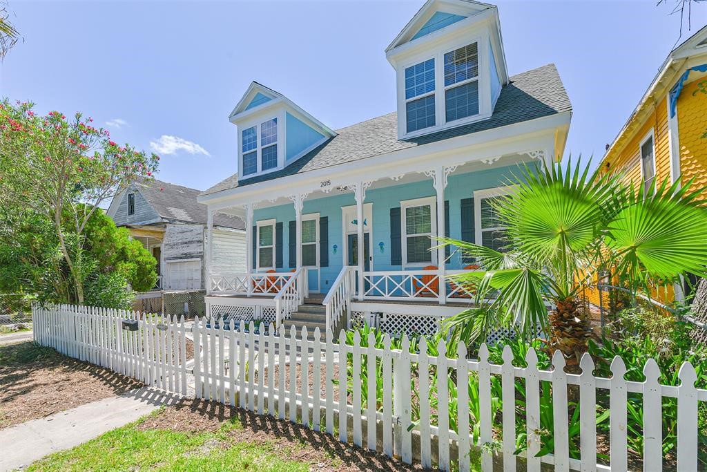 2015 Avenue O, Galveston, TX 77550