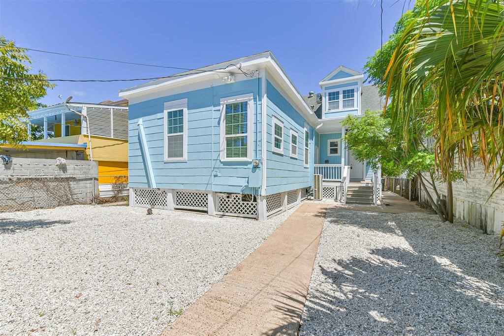 2015 Avenue O, Galveston, TX 77550