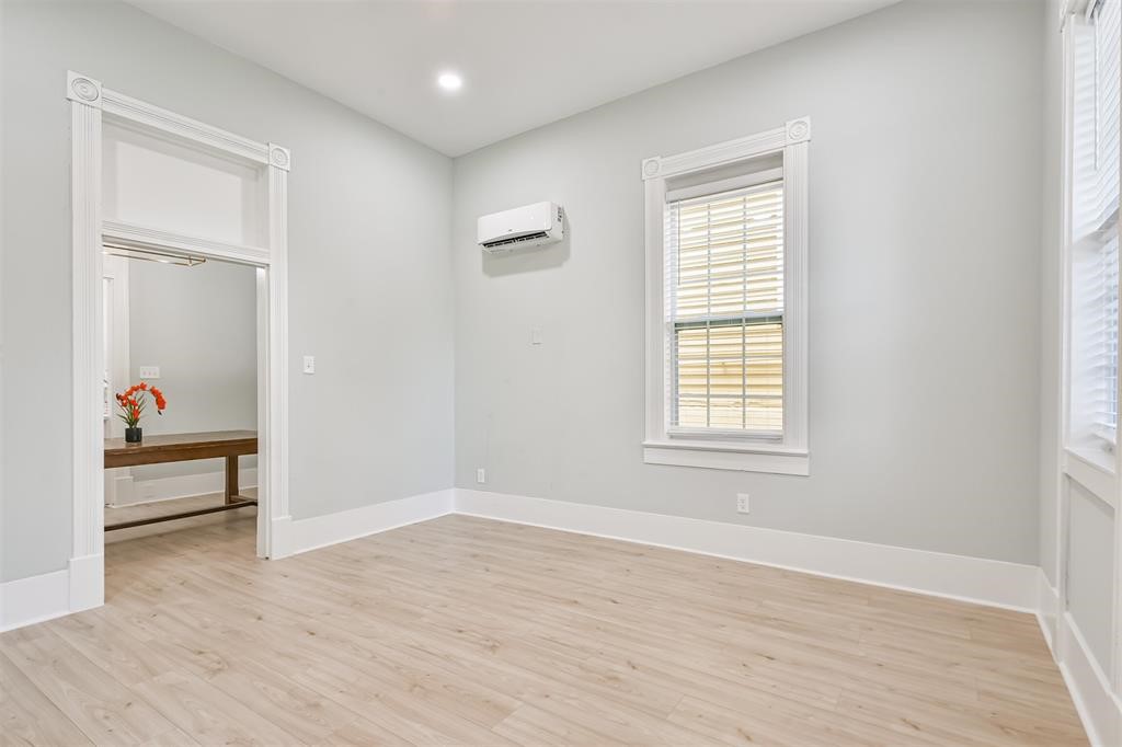 2015 Avenue O, Galveston, TX 77550