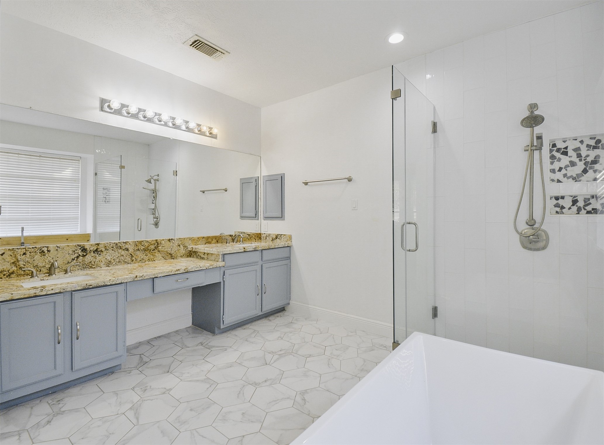 4910 Pine Prairie Lane, Houston, TX 77345