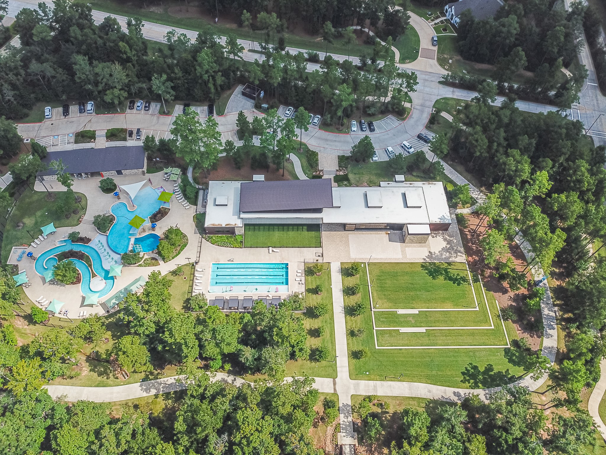 536 Red Cascade Trail, Willis, TX 77318