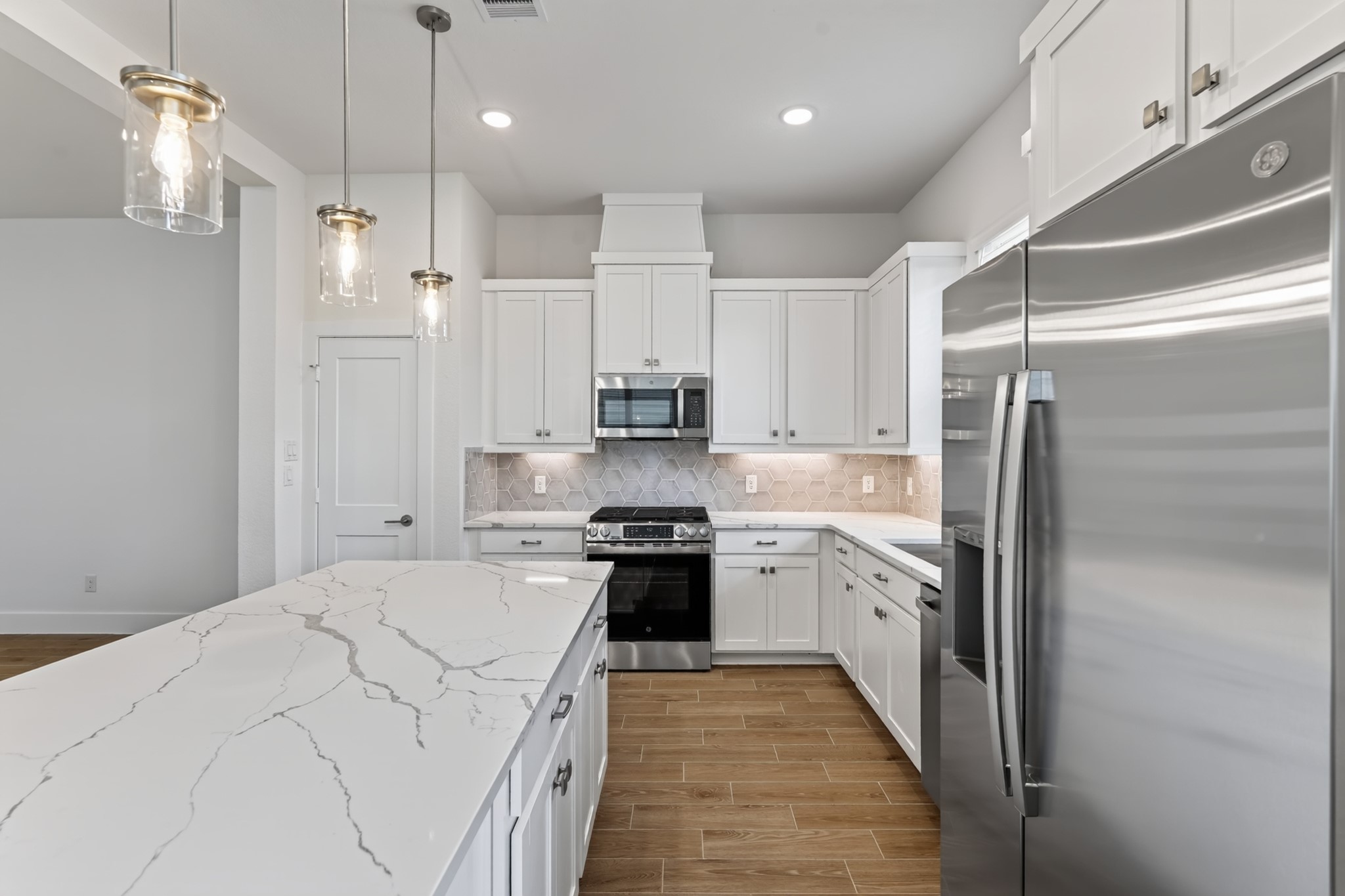 536 Red Cascade Trail, Willis, TX 77318