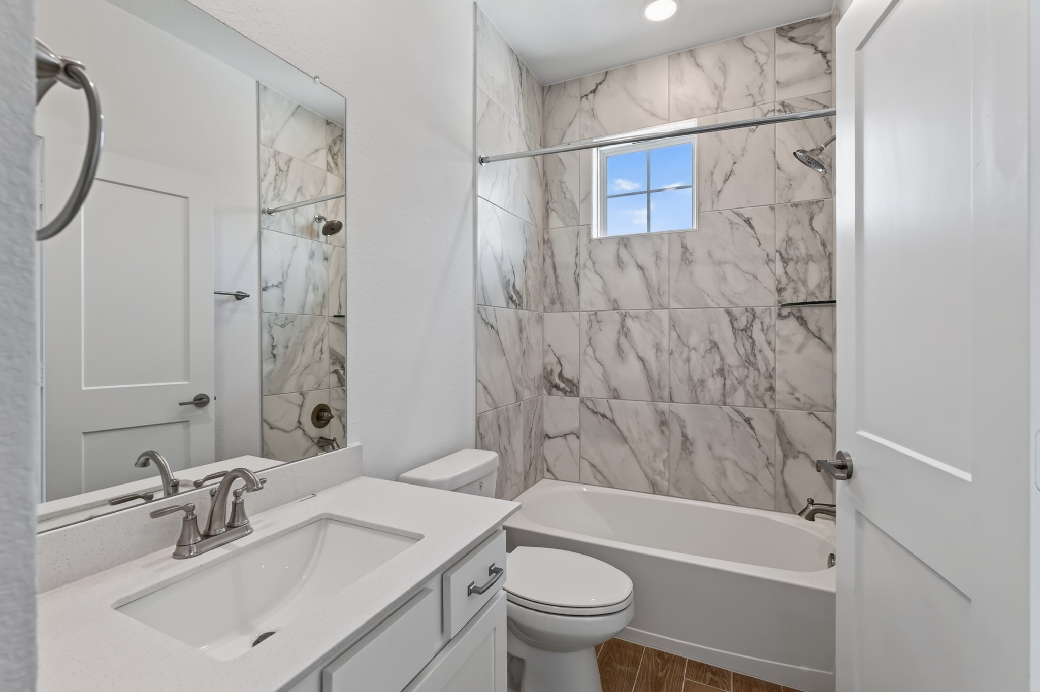 536 Red Cascade Trail, Willis, TX 77318
