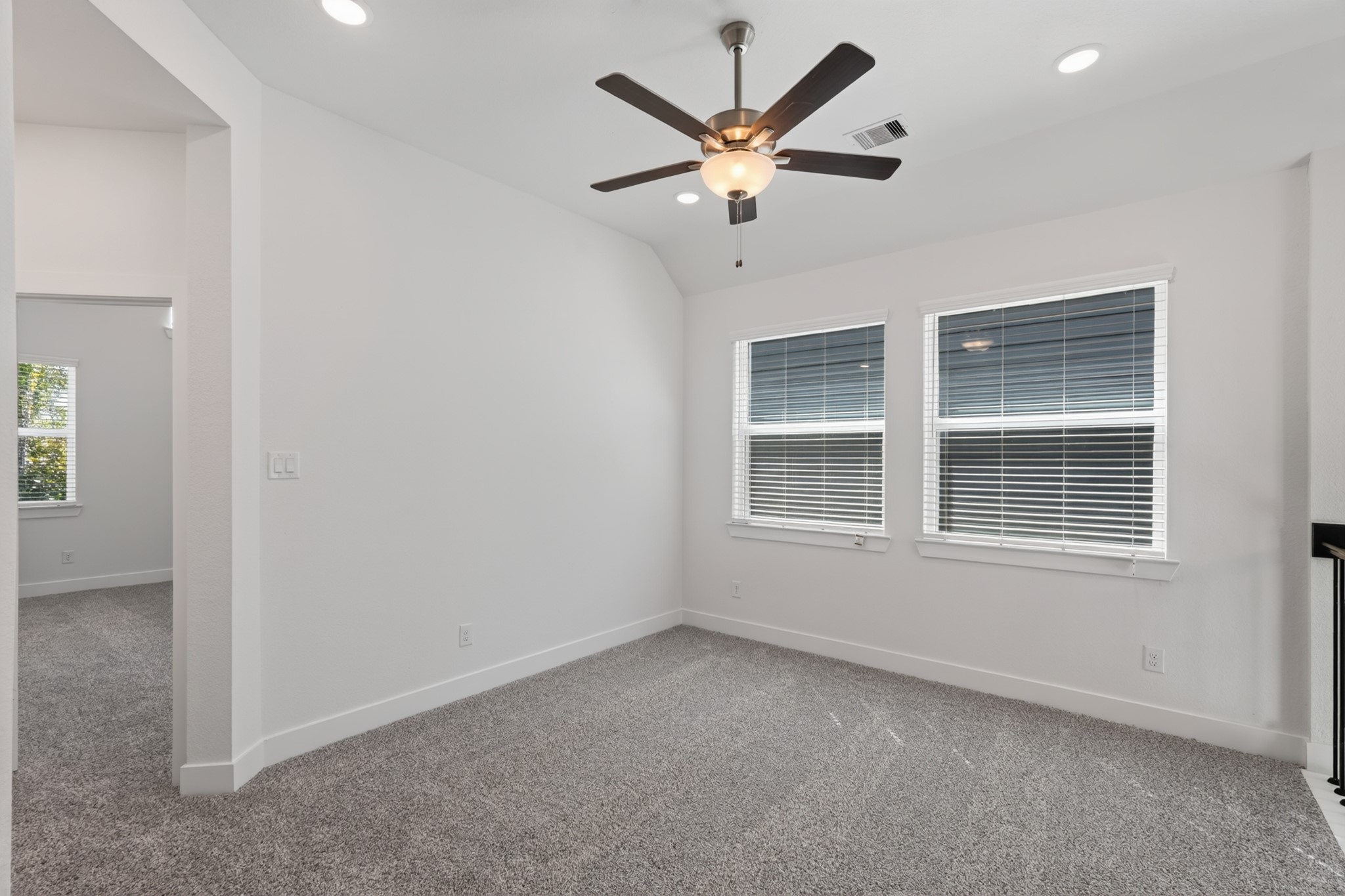 536 Red Cascade Trail, Willis, TX 77318