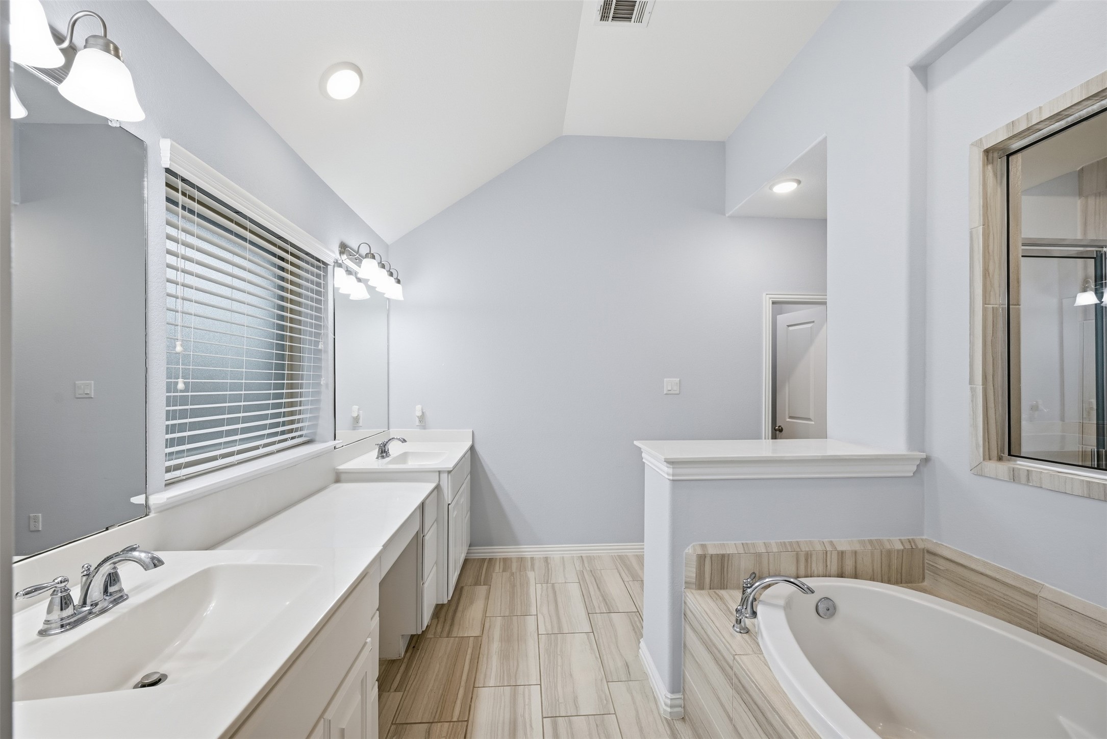 6802 Monarch Falls Lane, Katy, TX 77493