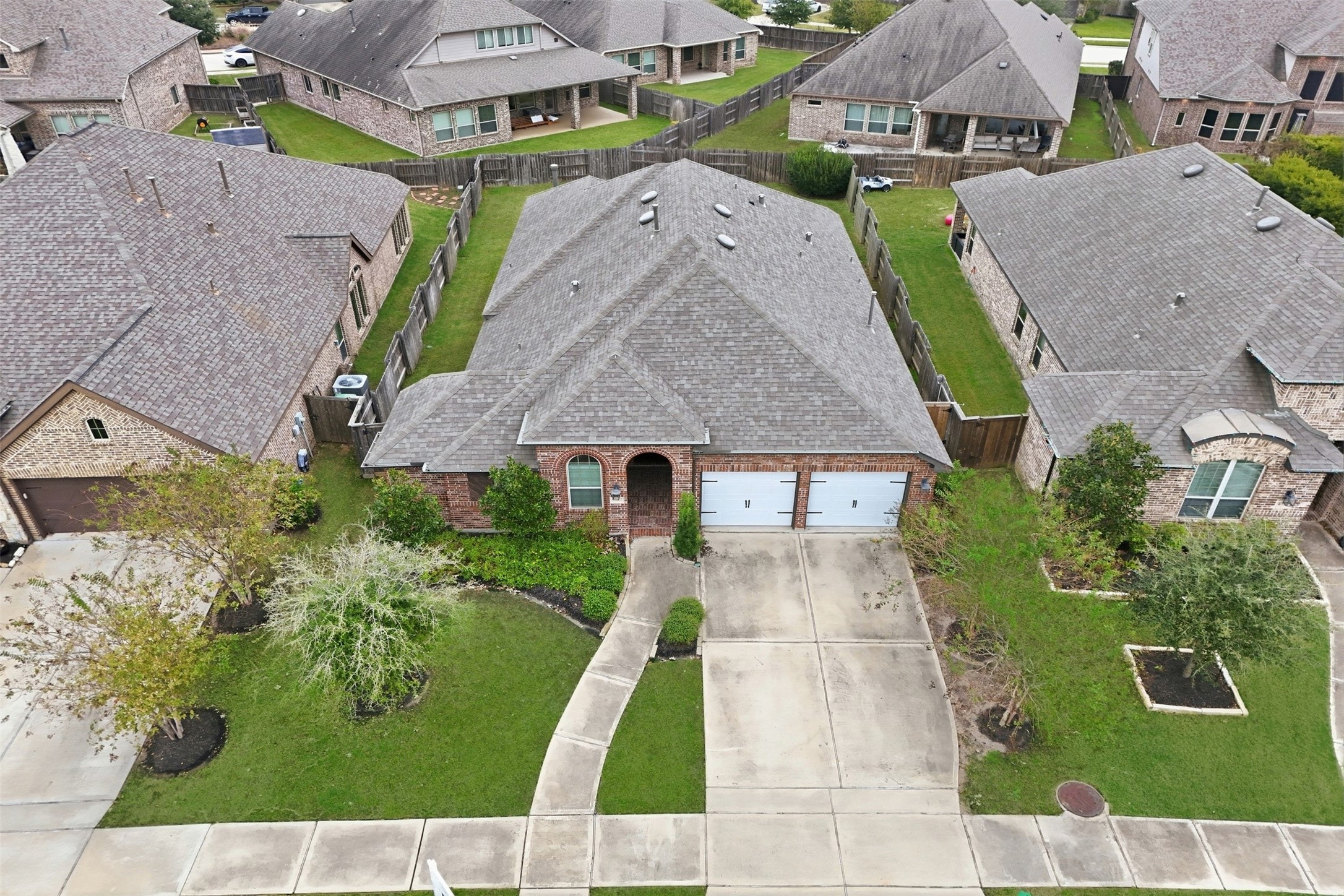 6802 Monarch Falls Lane, Katy, TX 77493