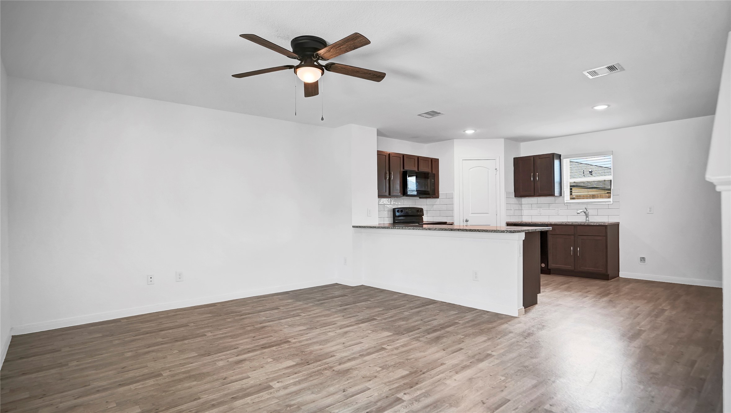 16963 Marie Village Drive, Conroe, TX 77306 16963 Marie Village Drive, Conroe, TX 77306