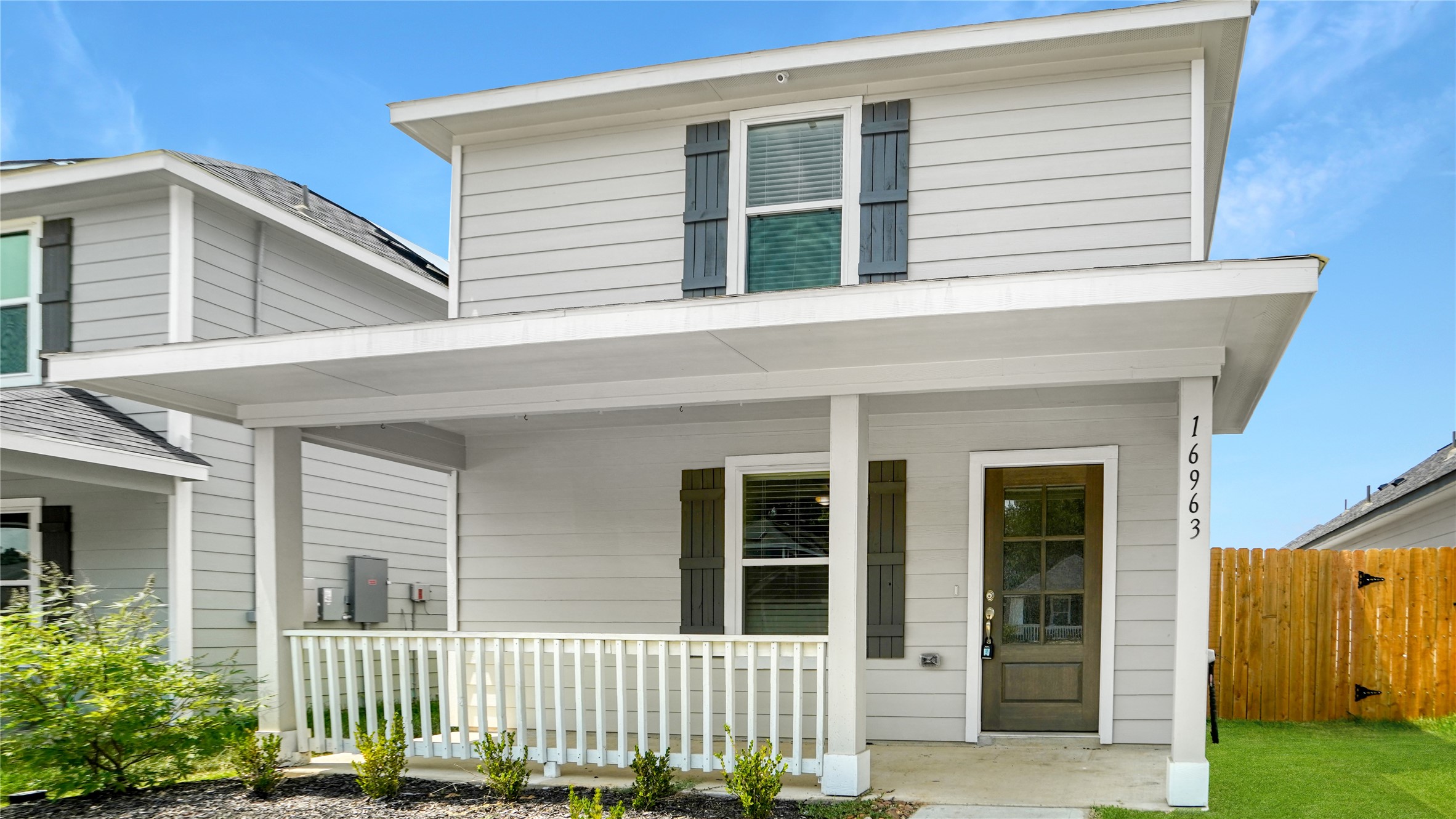16963 Marie Village Drive, Conroe, TX 77306