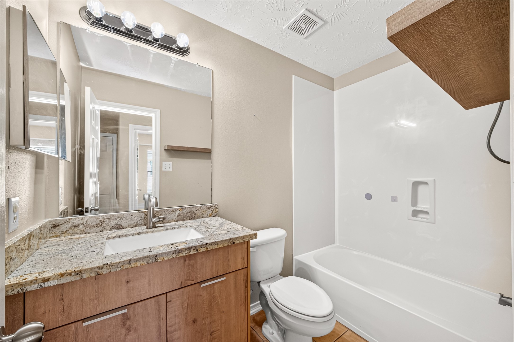 11524 Jacinth Court, Houston, TX 77066