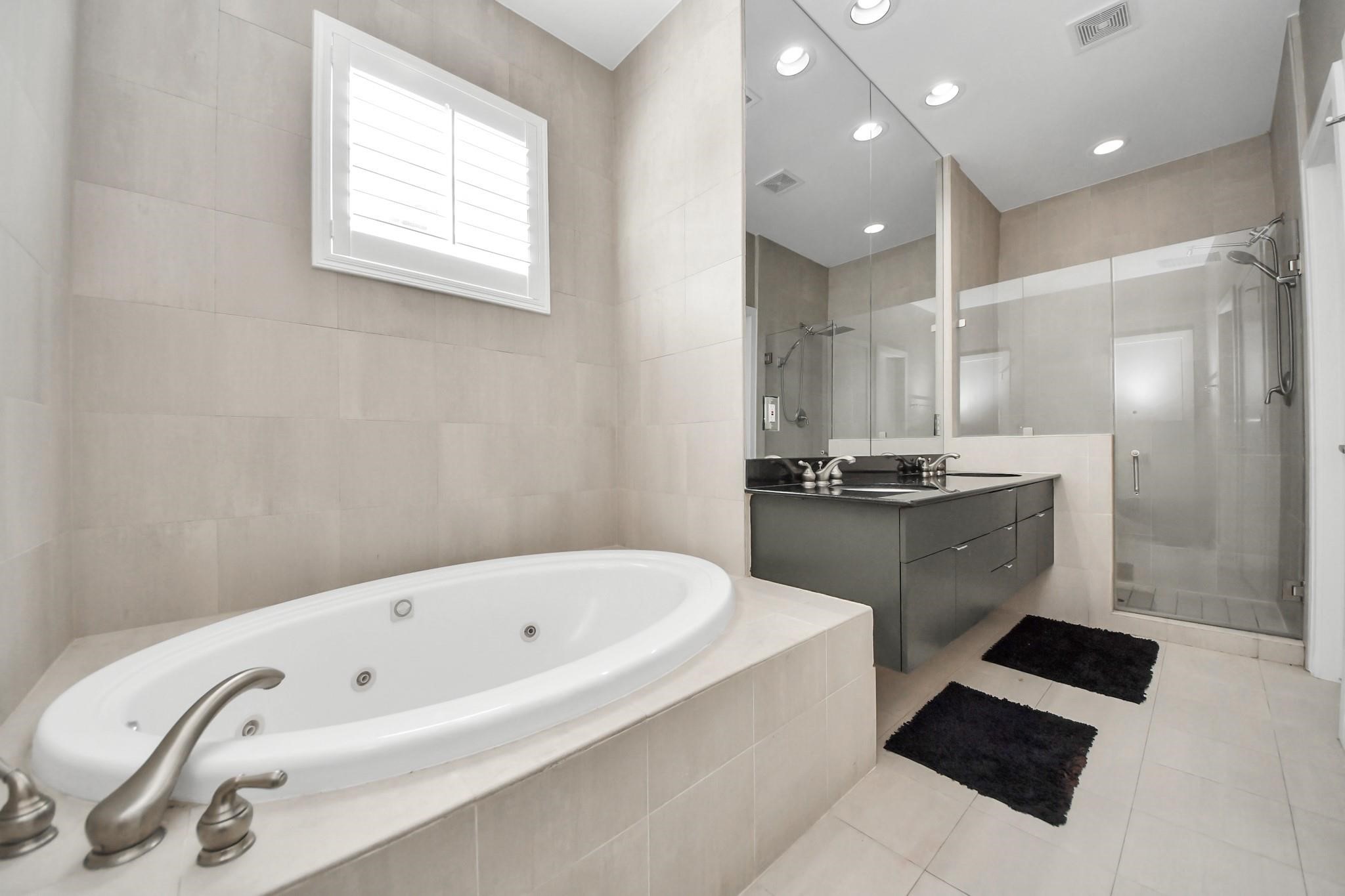 1406 Stanford Street, #D, Houston, TX 77019