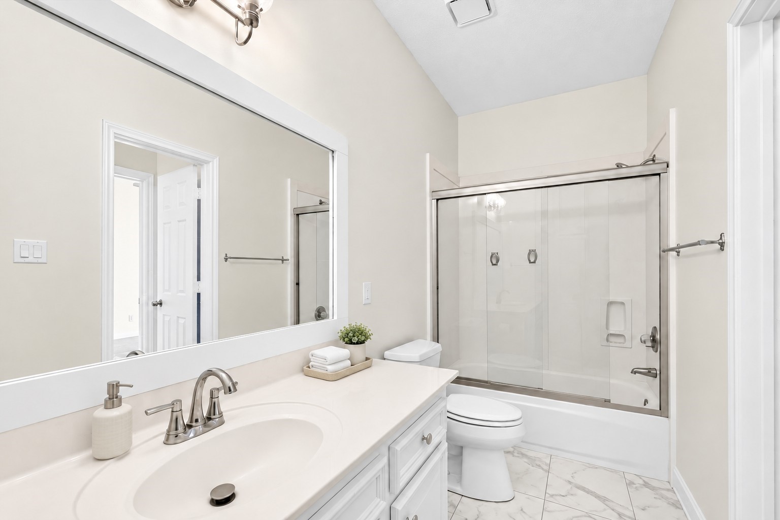 120 Hiwon Drive, Conroe, TX 77304