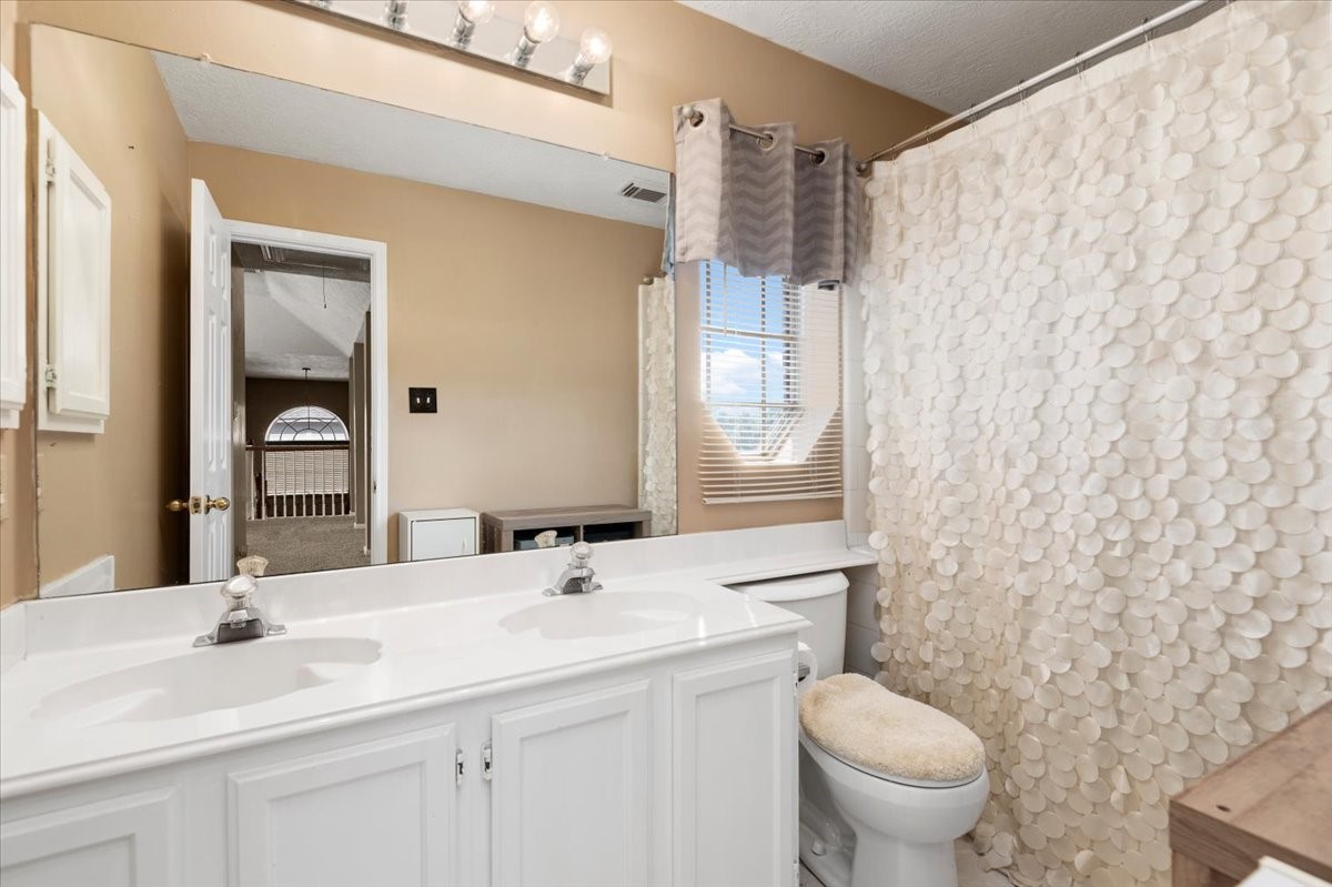 15214 Evergreen Knoll Lane, Cypress, TX 77433