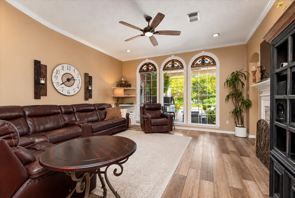 15214 Evergreen Knoll Lane, Cypress, TX 77433