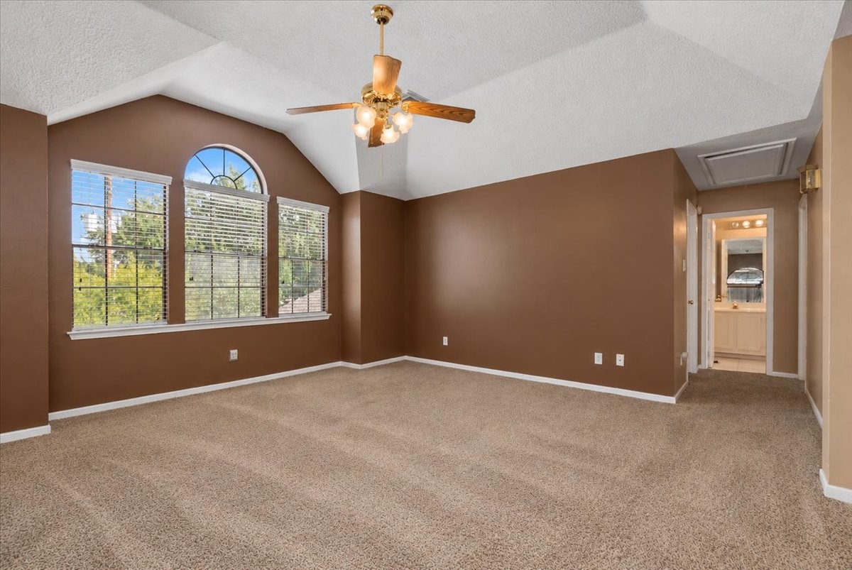 15214 Evergreen Knoll Lane, Cypress, TX 77433