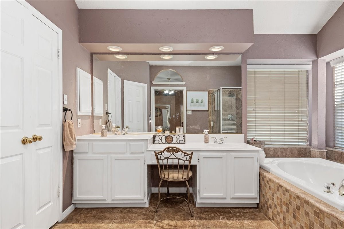 15214 Evergreen Knoll Lane, Cypress, TX 77433