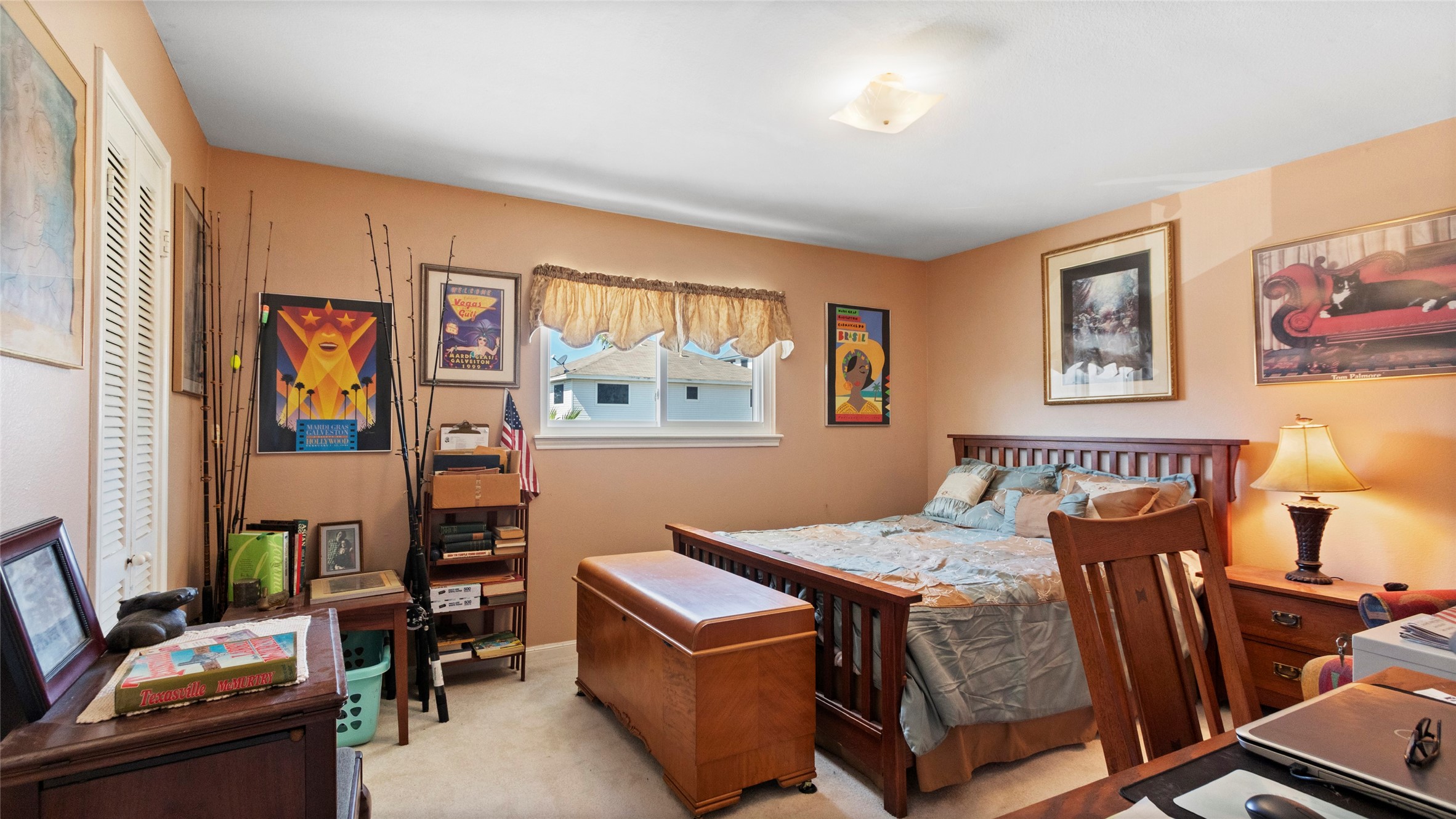 2nd bedroom
