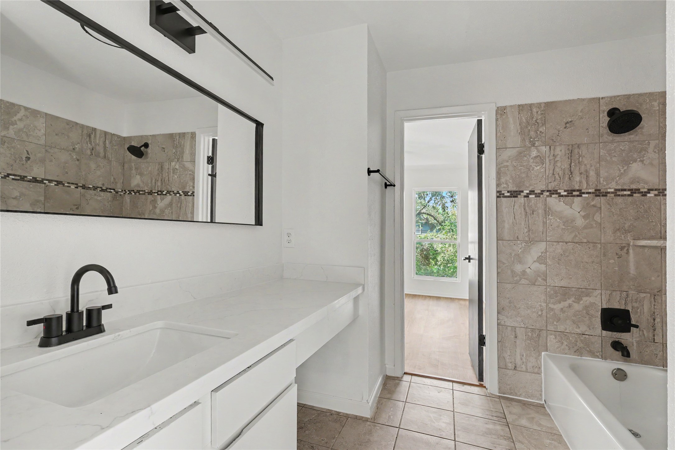 2119 Barr Street, #A, Houston, TX 77080