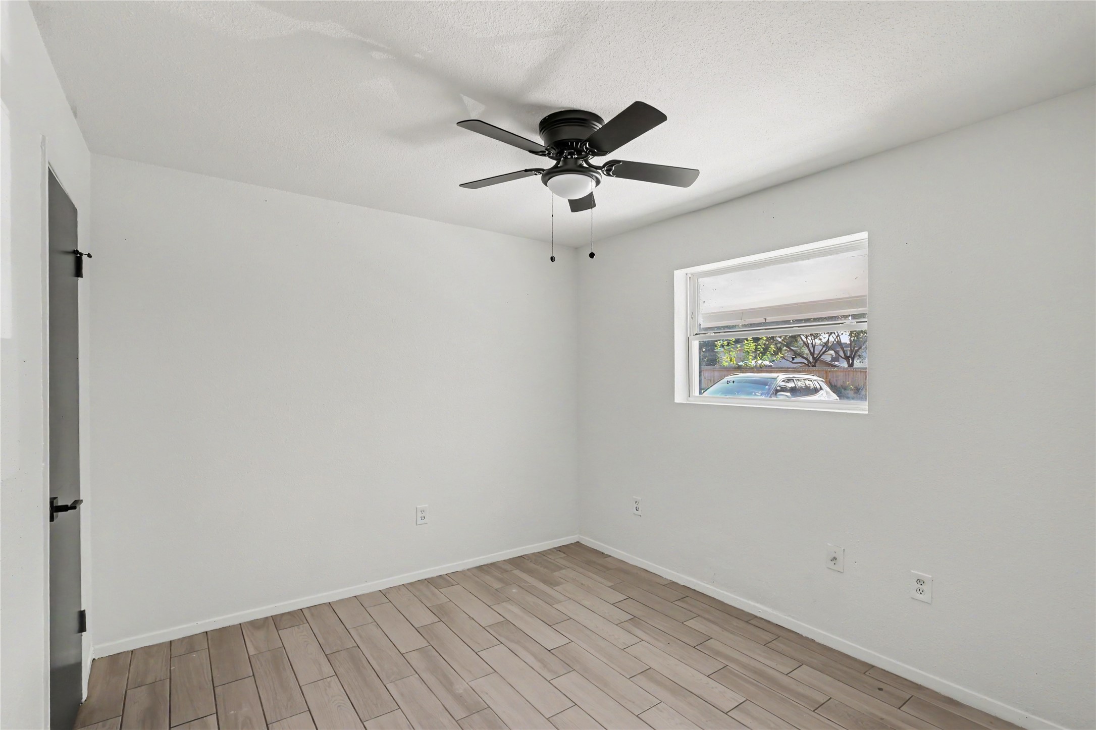 2119 Barr Street, #A, Houston, TX 77080 2119 Barr Street, #A, Houston, TX 77080