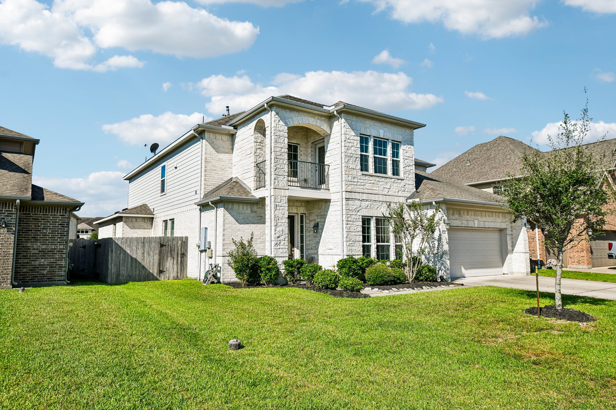 2414 Trocadero Lane, League City, TX 77573
