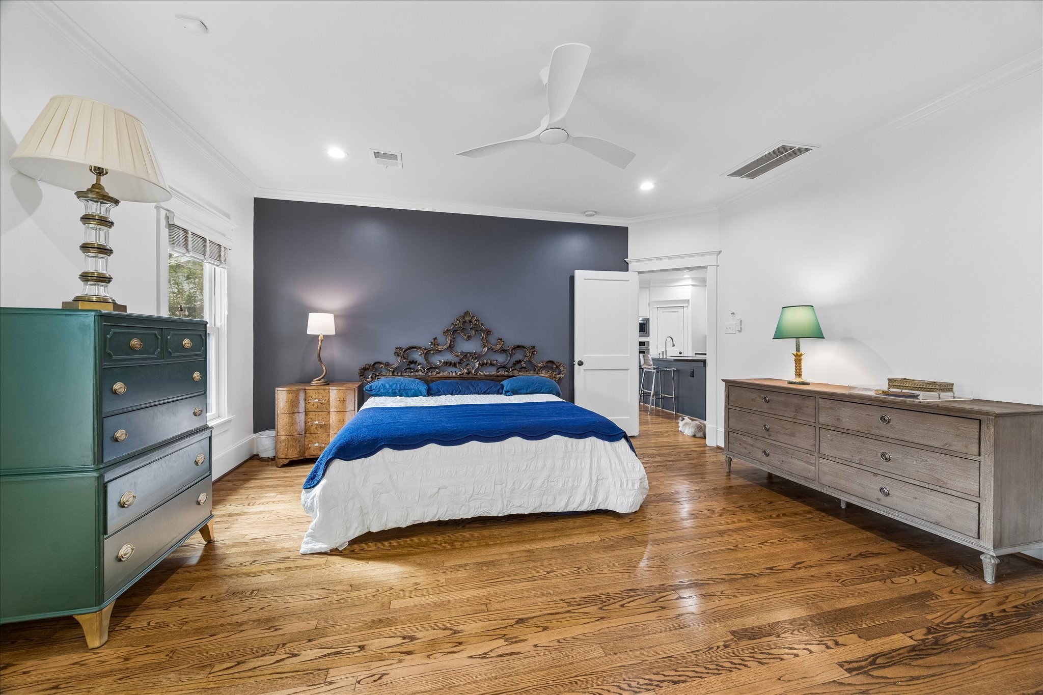 702 Algregg Street, Houston, TX 77008