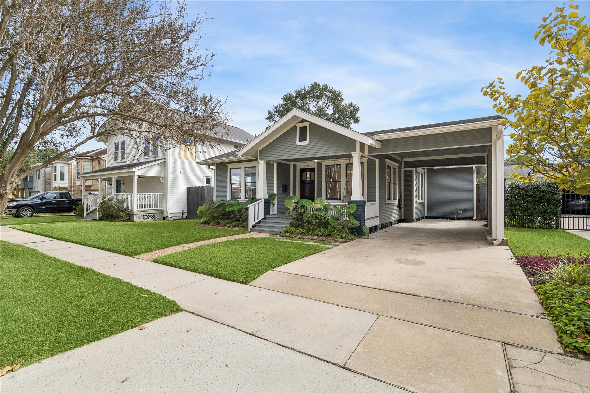 702 Algregg Street, Houston, TX 77008
