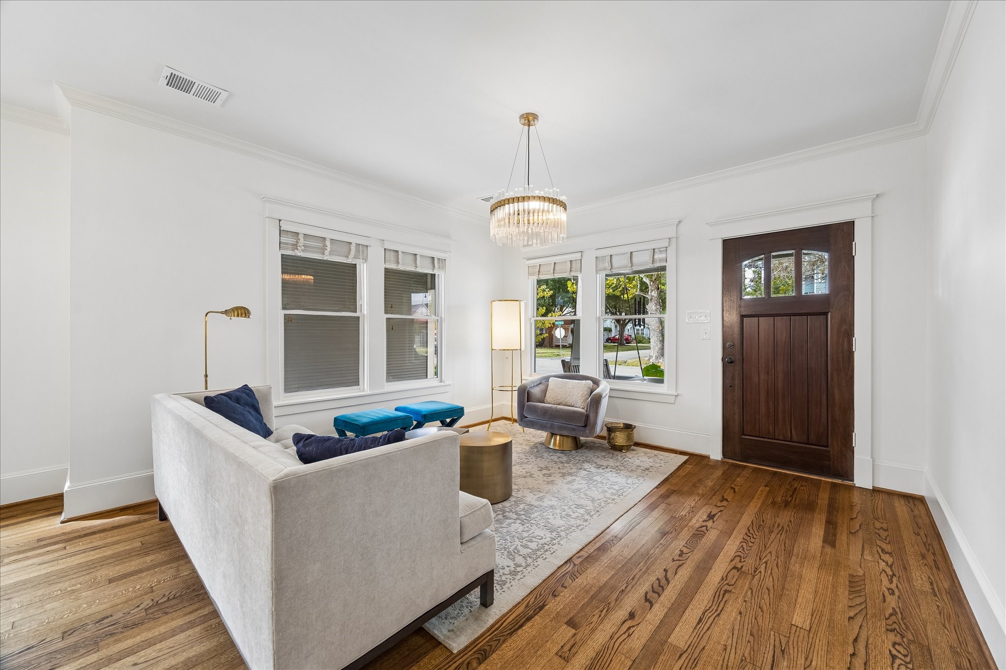 702 Algregg Street, Houston, TX 77008