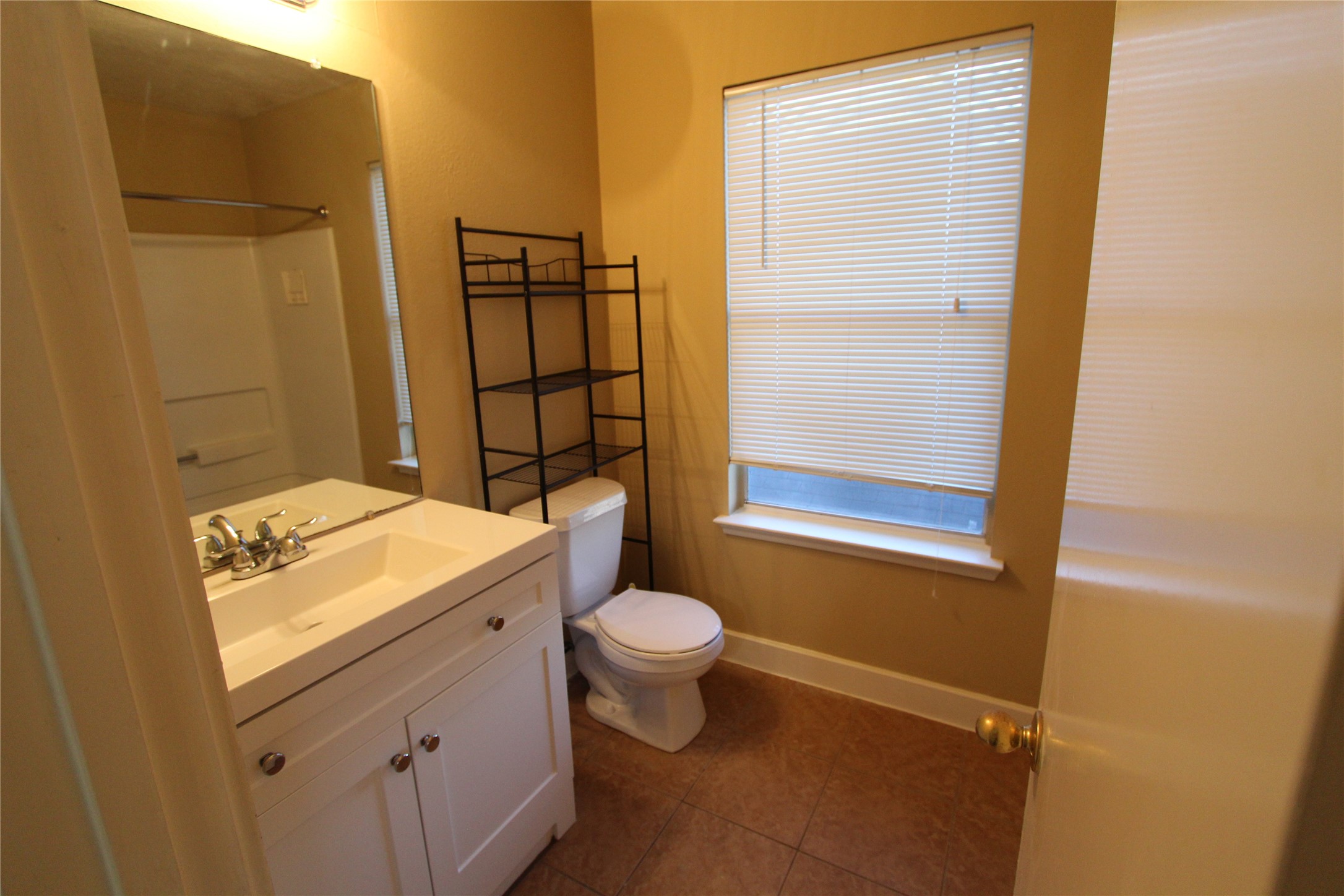 9515 Farrell Drive, Houston, TX 77070