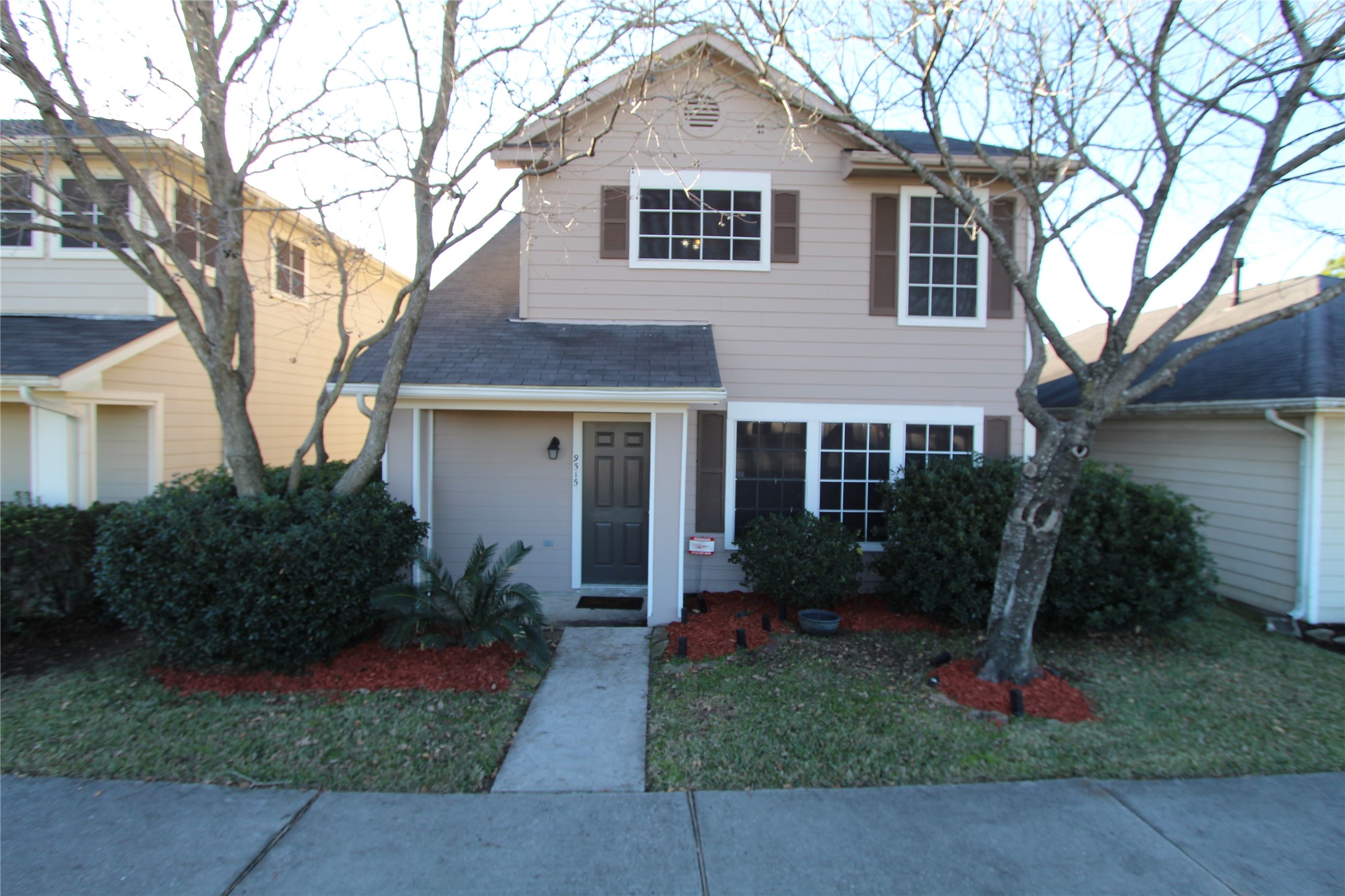 9515 Farrell Drive, Houston, TX 77070 9515 Farrell Drive, Houston, TX 77070